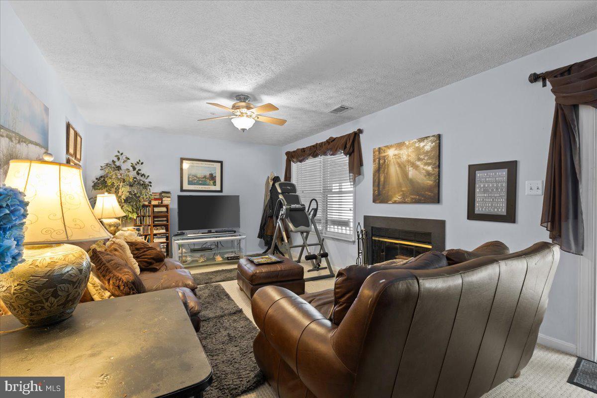 48389 Surfside Dr