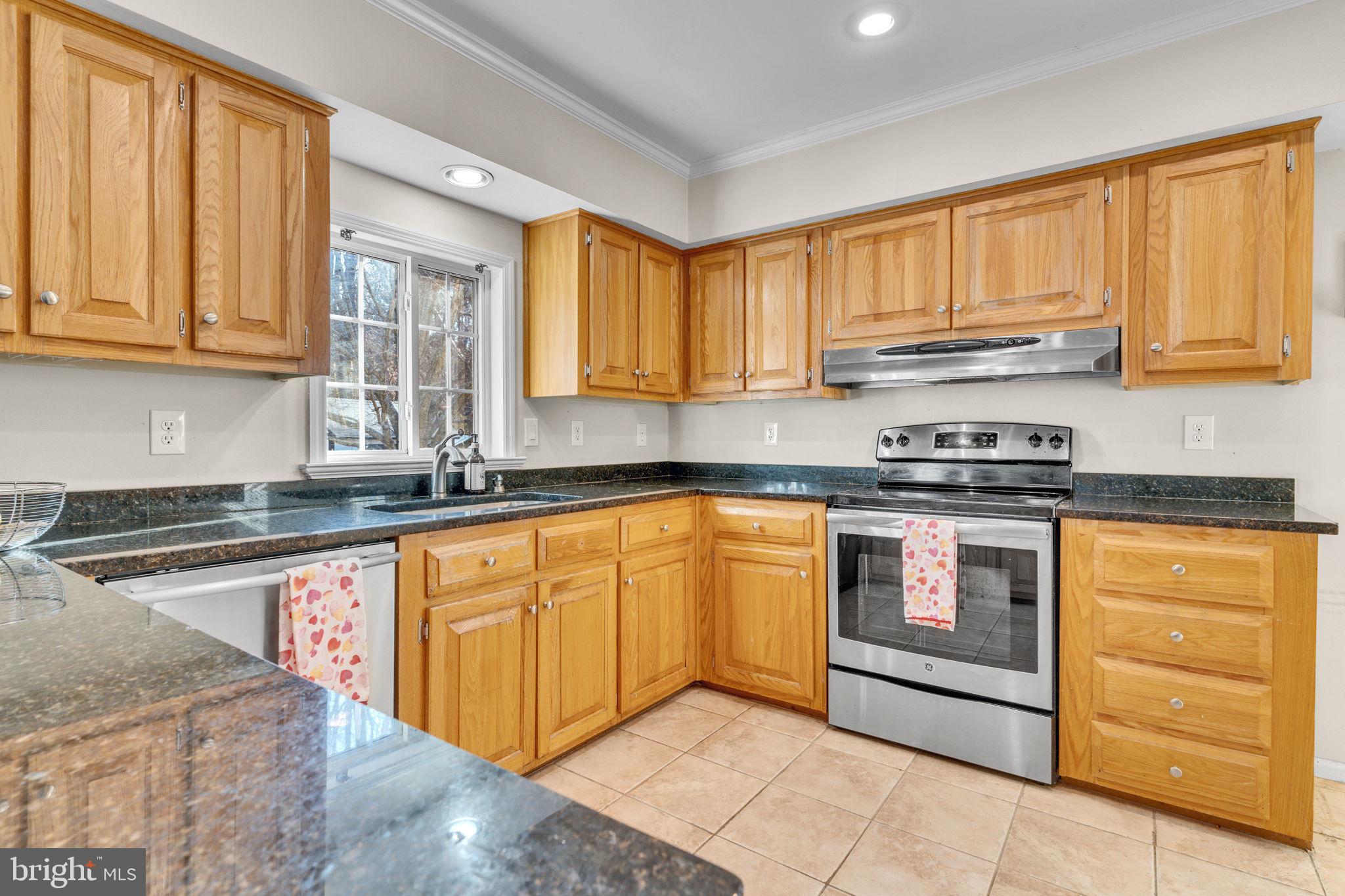 17364 Potomac Sands Dr