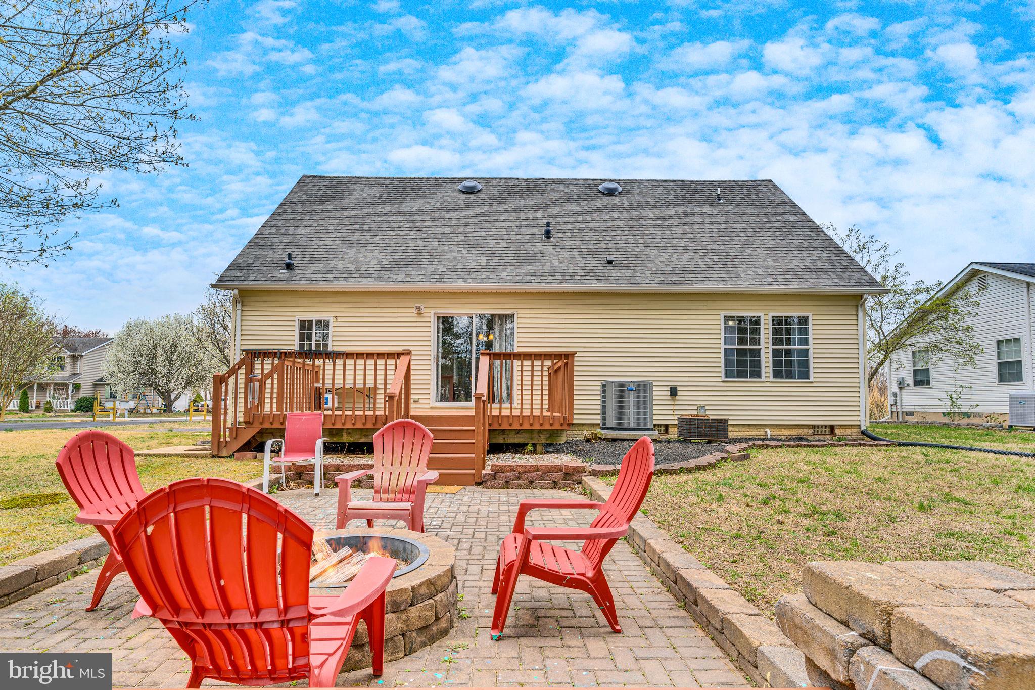 17364 Potomac Sands Dr