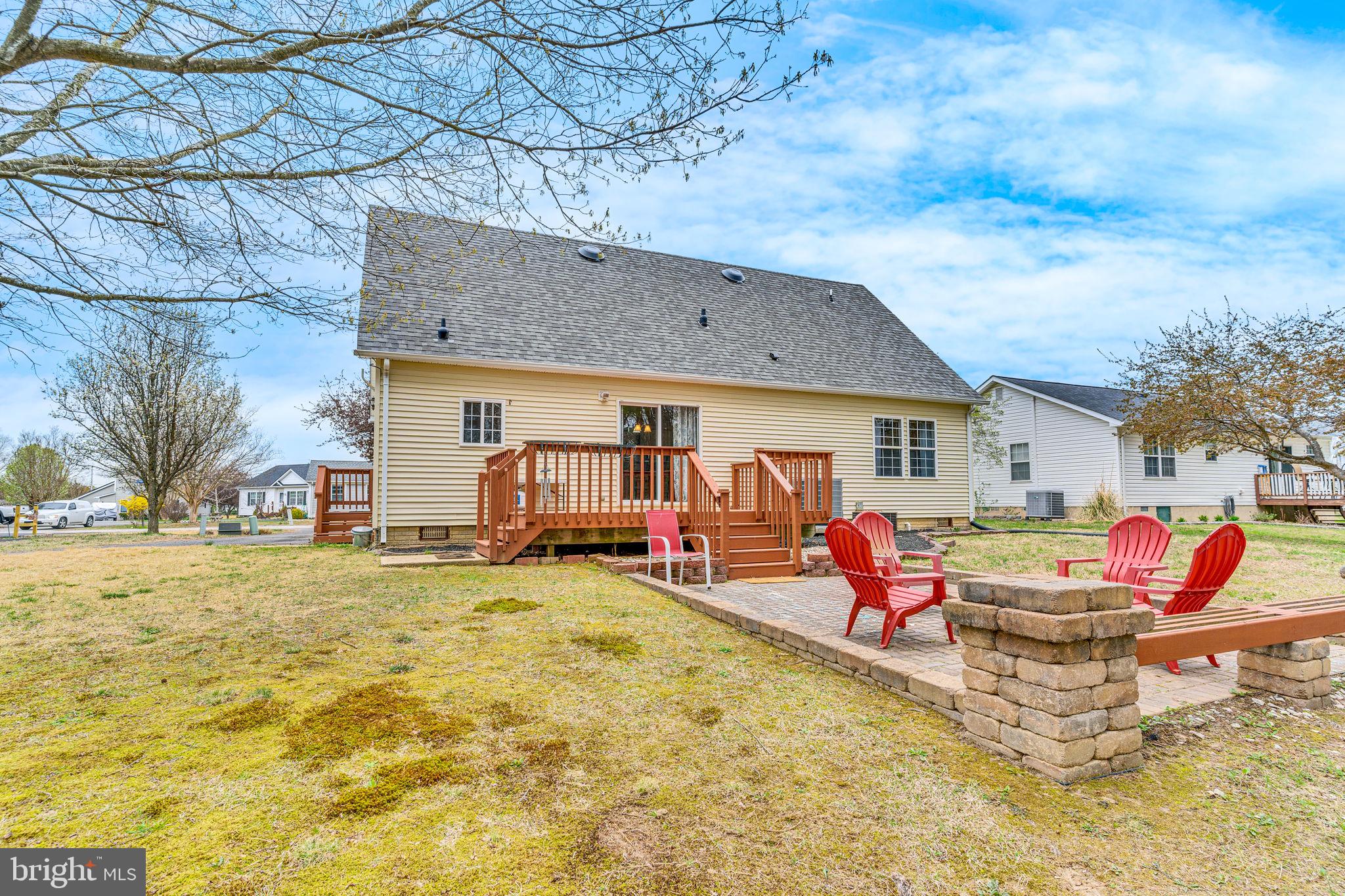 17364 Potomac Sands Dr