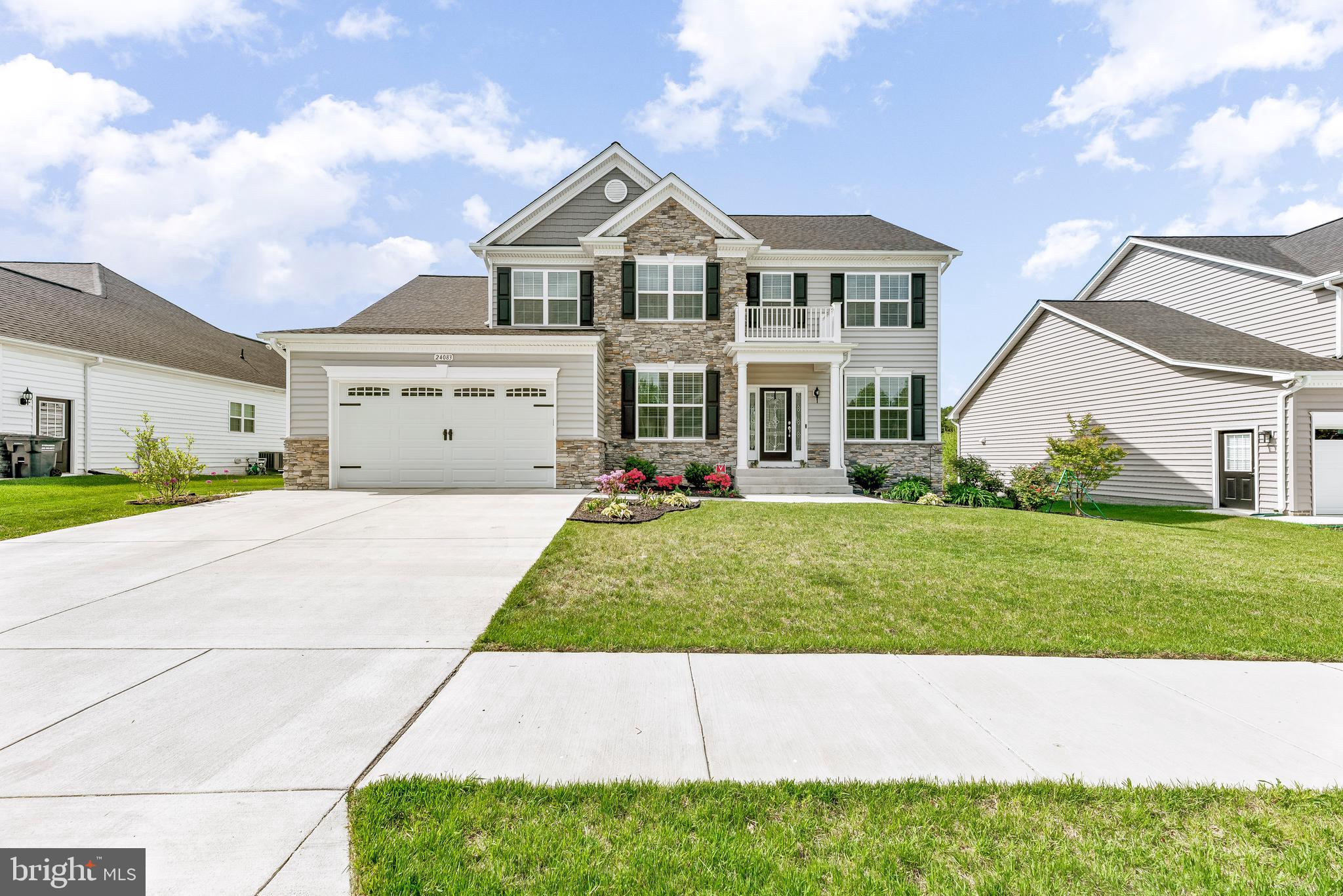 24083 Woodmore Dr