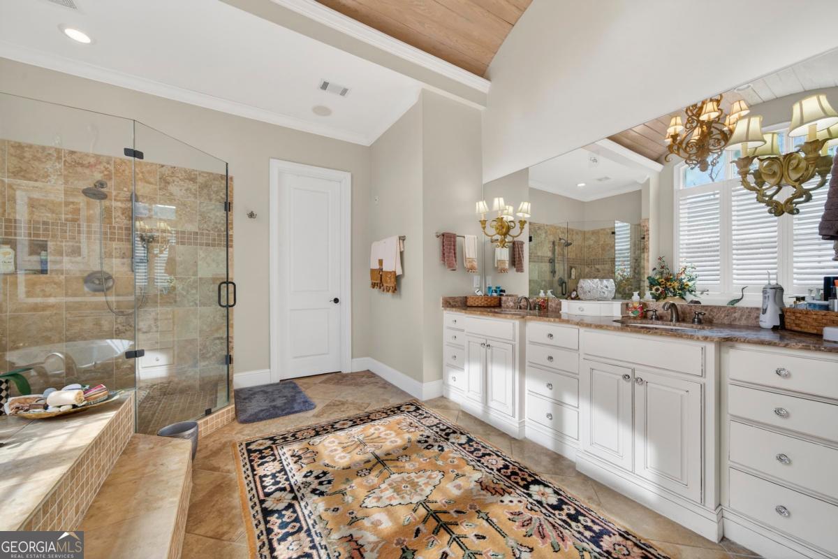 1060 Turnberry Circle