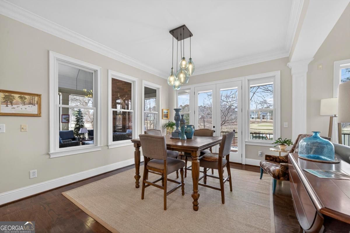 1060 Turnberry Circle