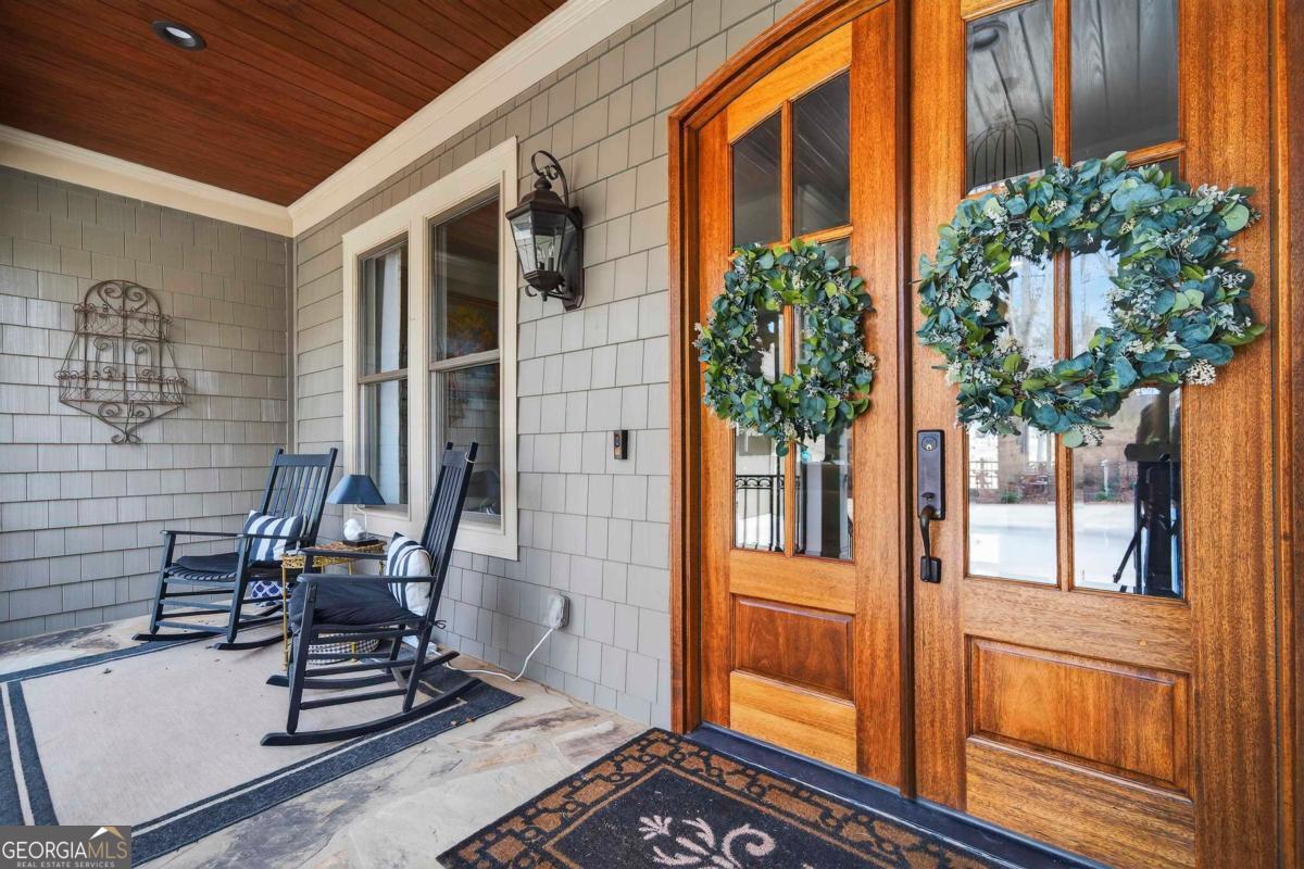 1060 Turnberry Circle