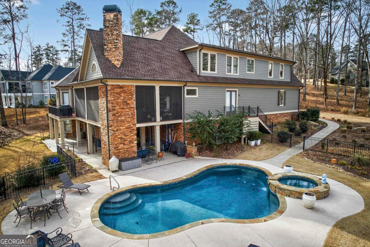 1060 Turnberry Circle