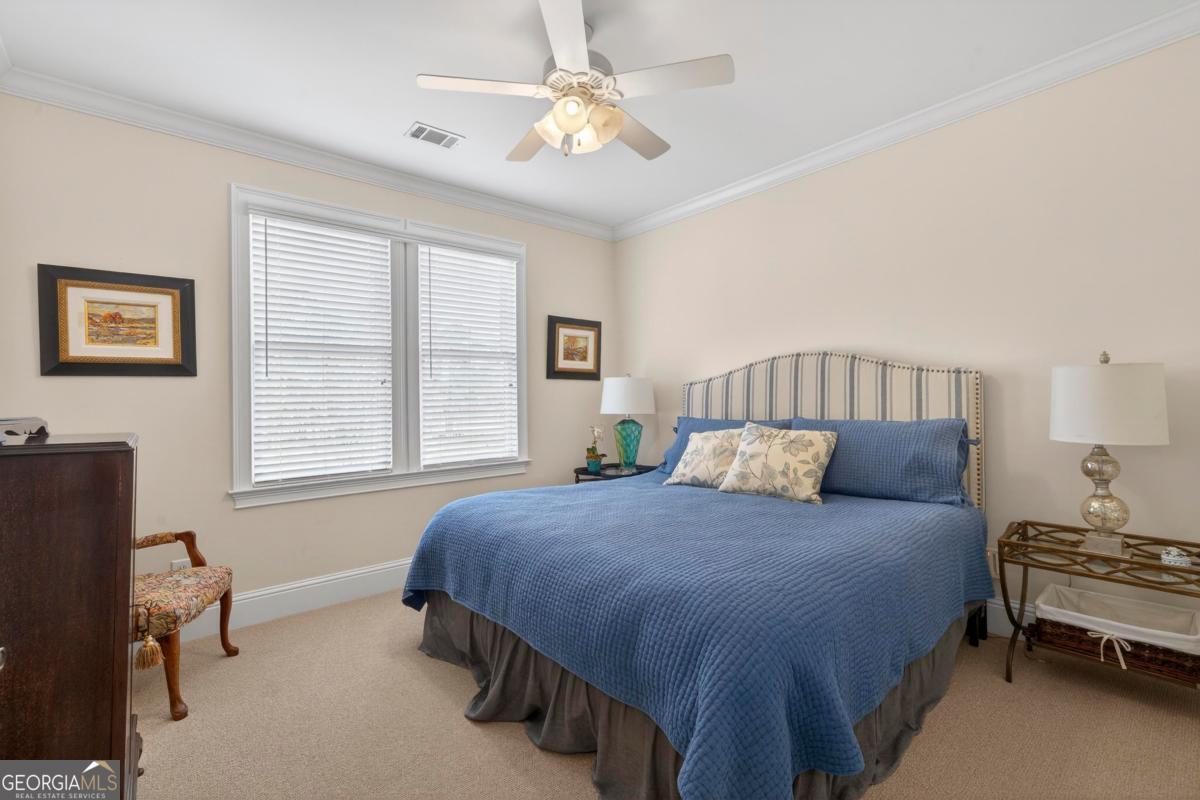 1060 Turnberry Circle