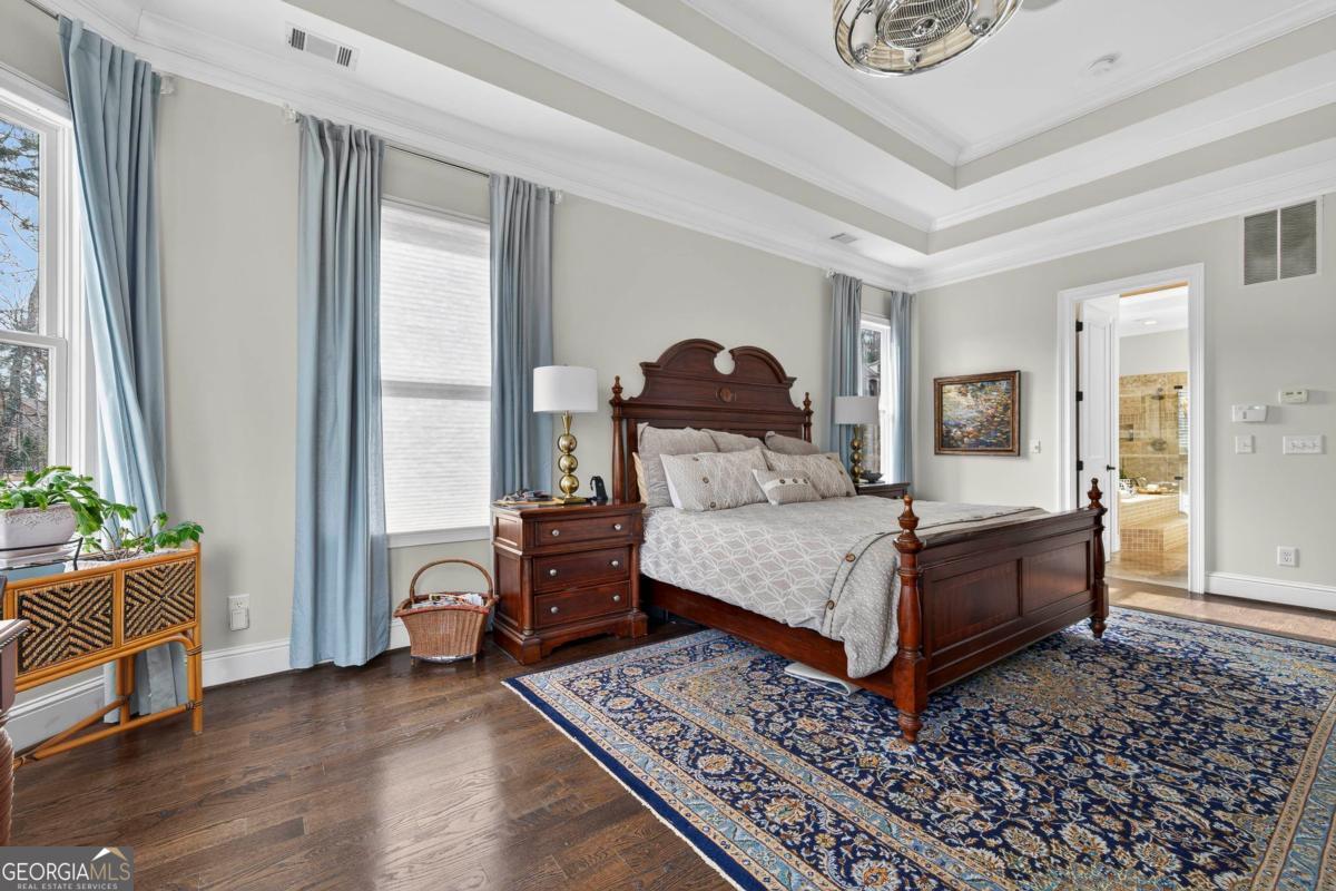 1060 Turnberry Circle