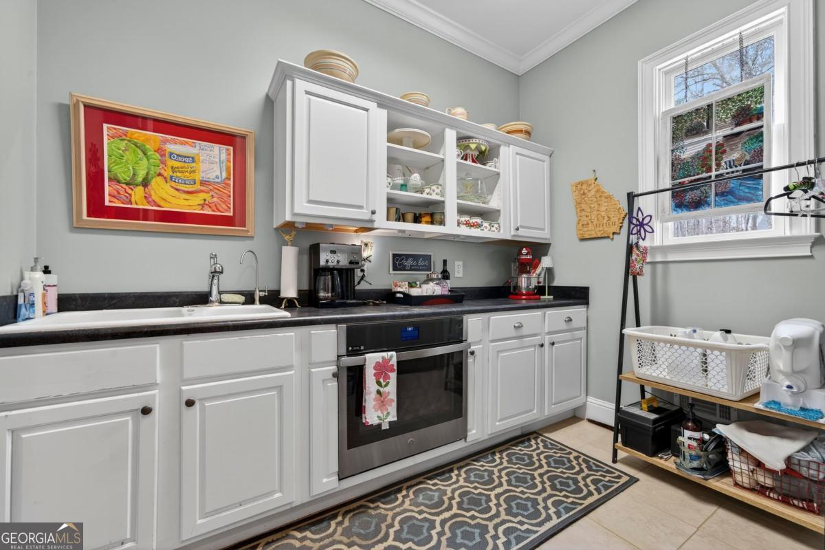 1060 Turnberry Circle