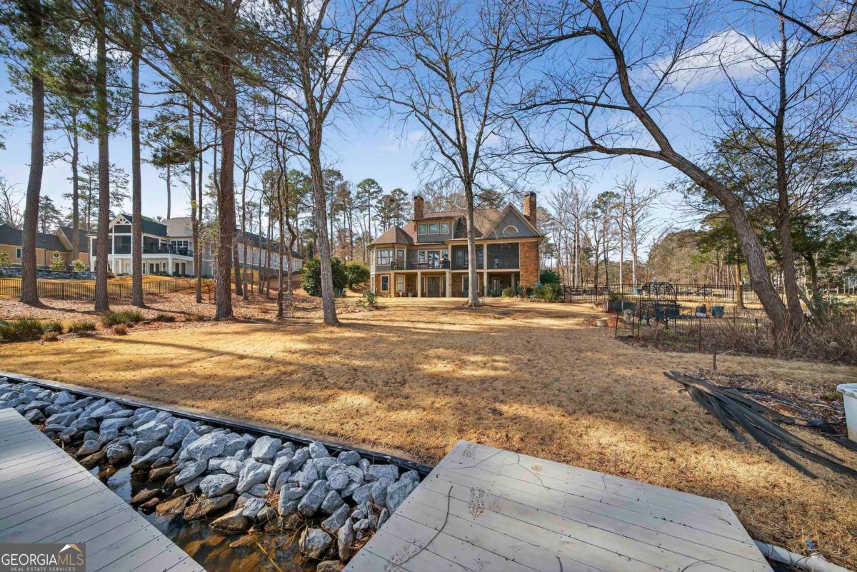 1060 Turnberry Circle