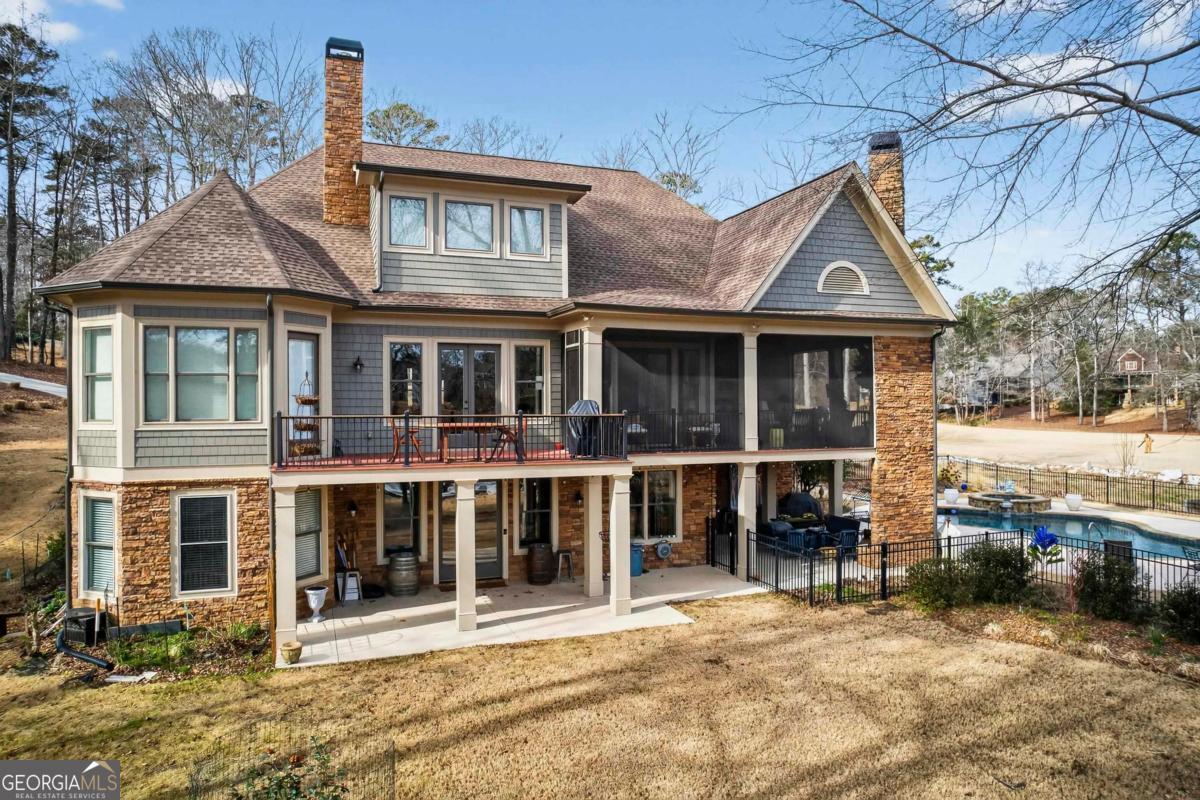 1060 Turnberry Circle