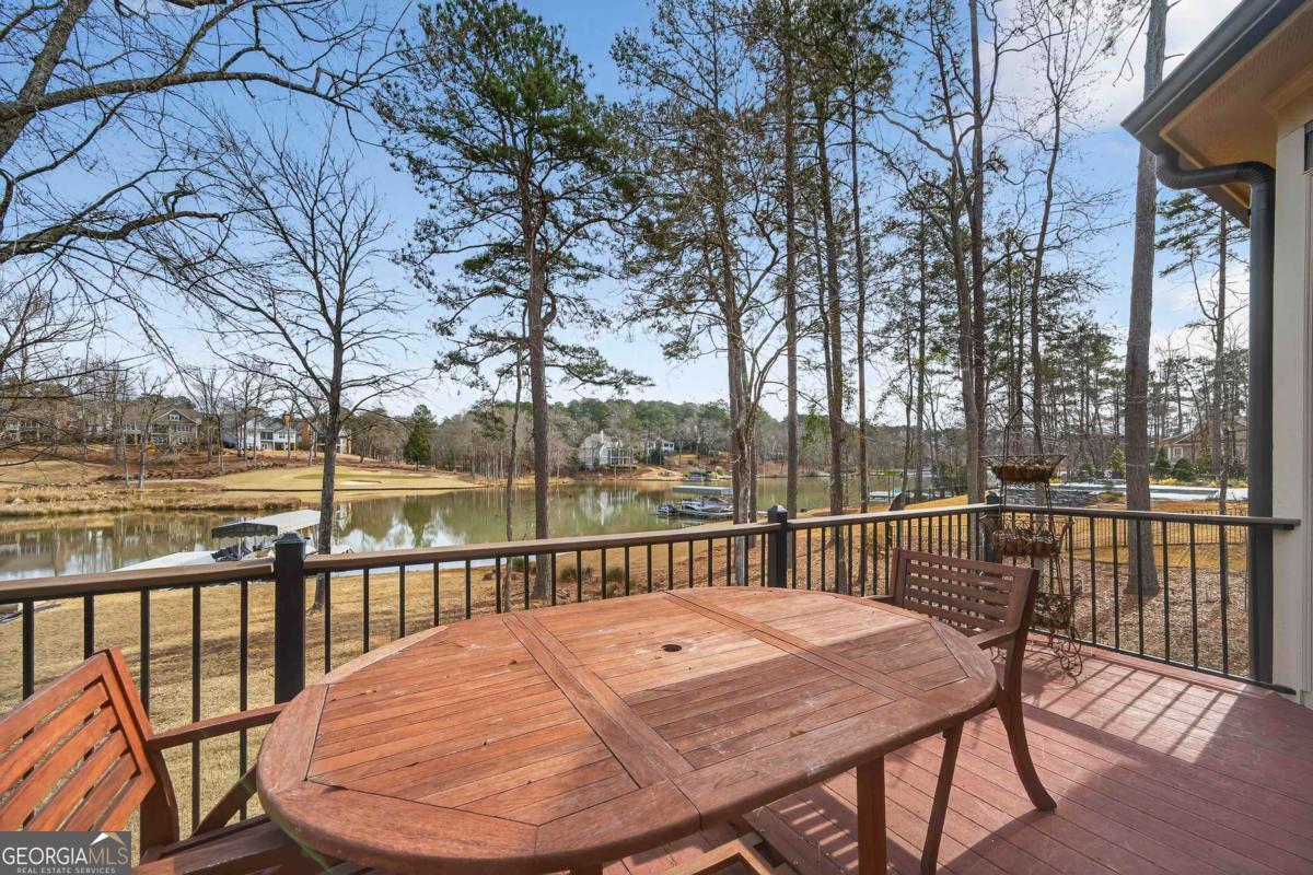 1060 Turnberry Circle