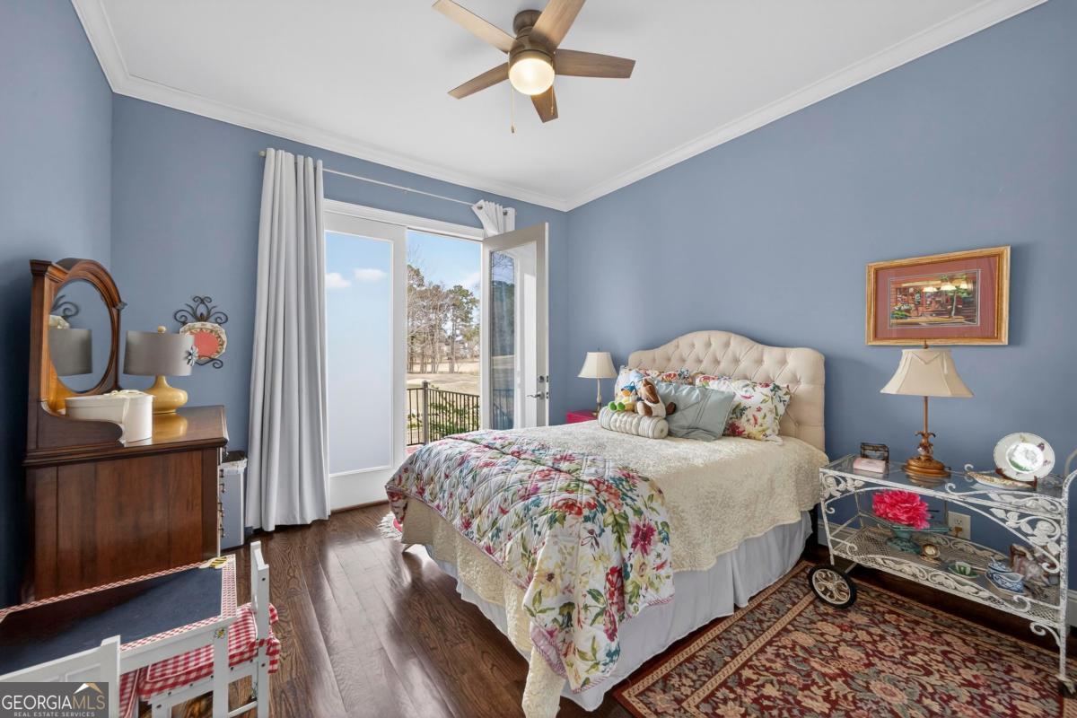 1060 Turnberry Circle