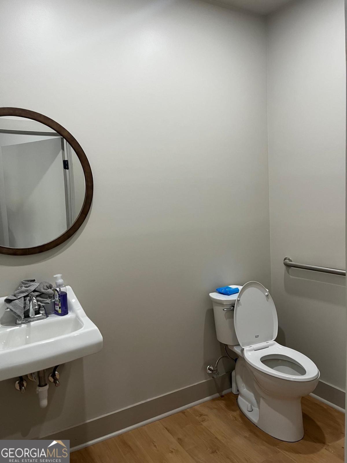 103 New Phoenix Road