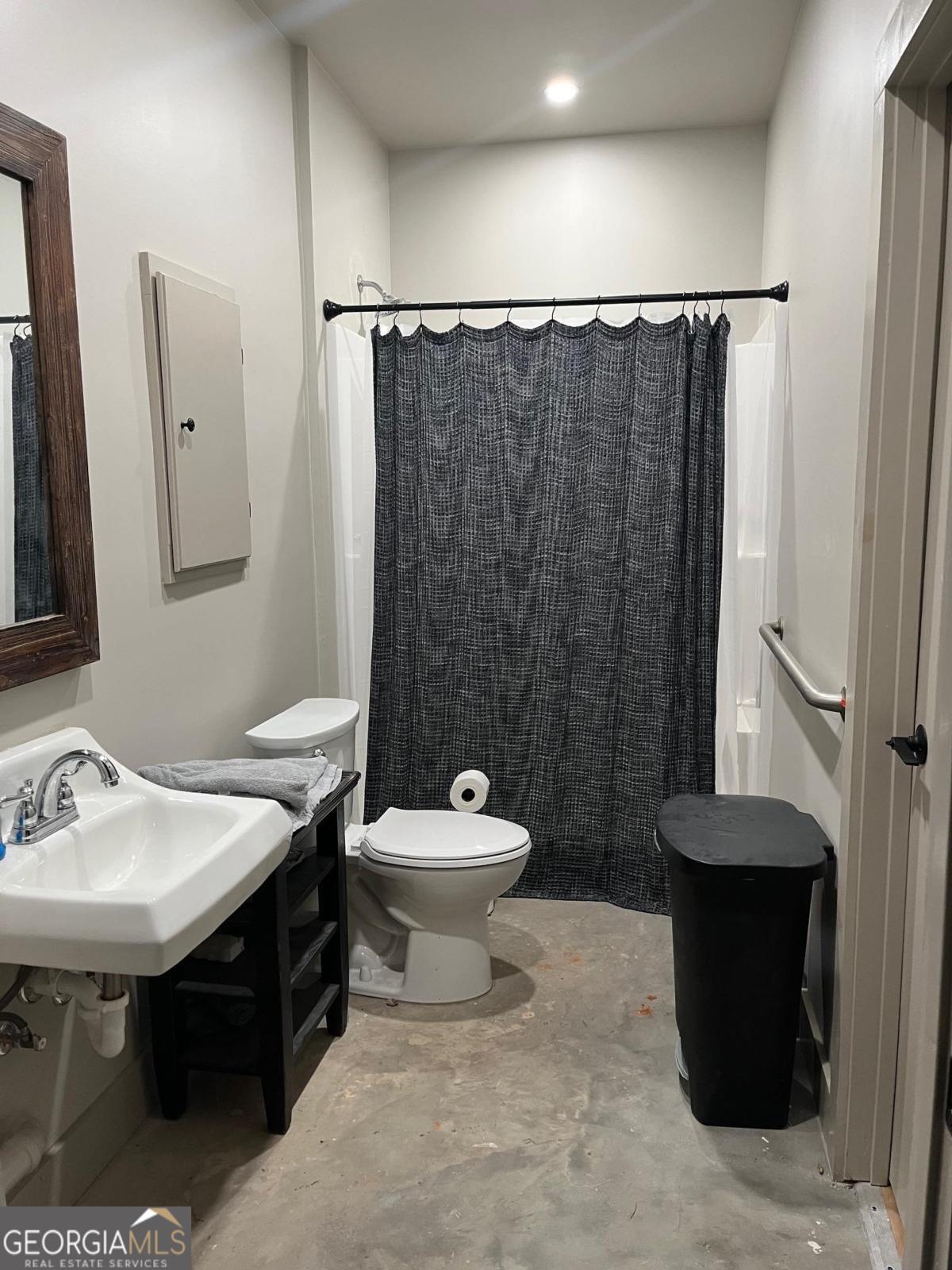 103 New Phoenix Road