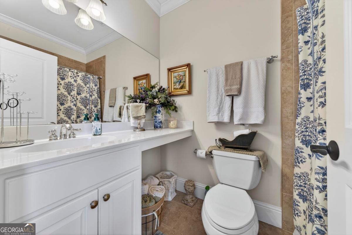 1060 Turnberry Circle