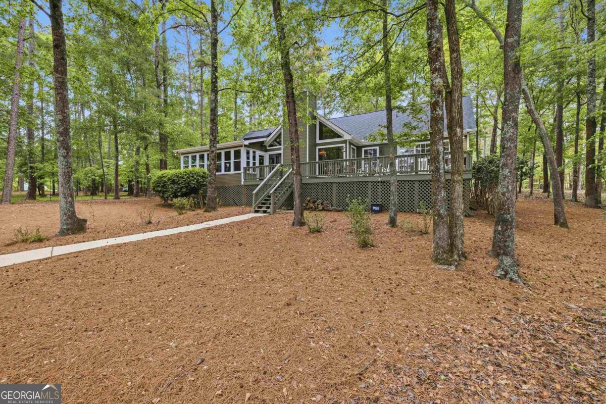 1010 Holmes Drive