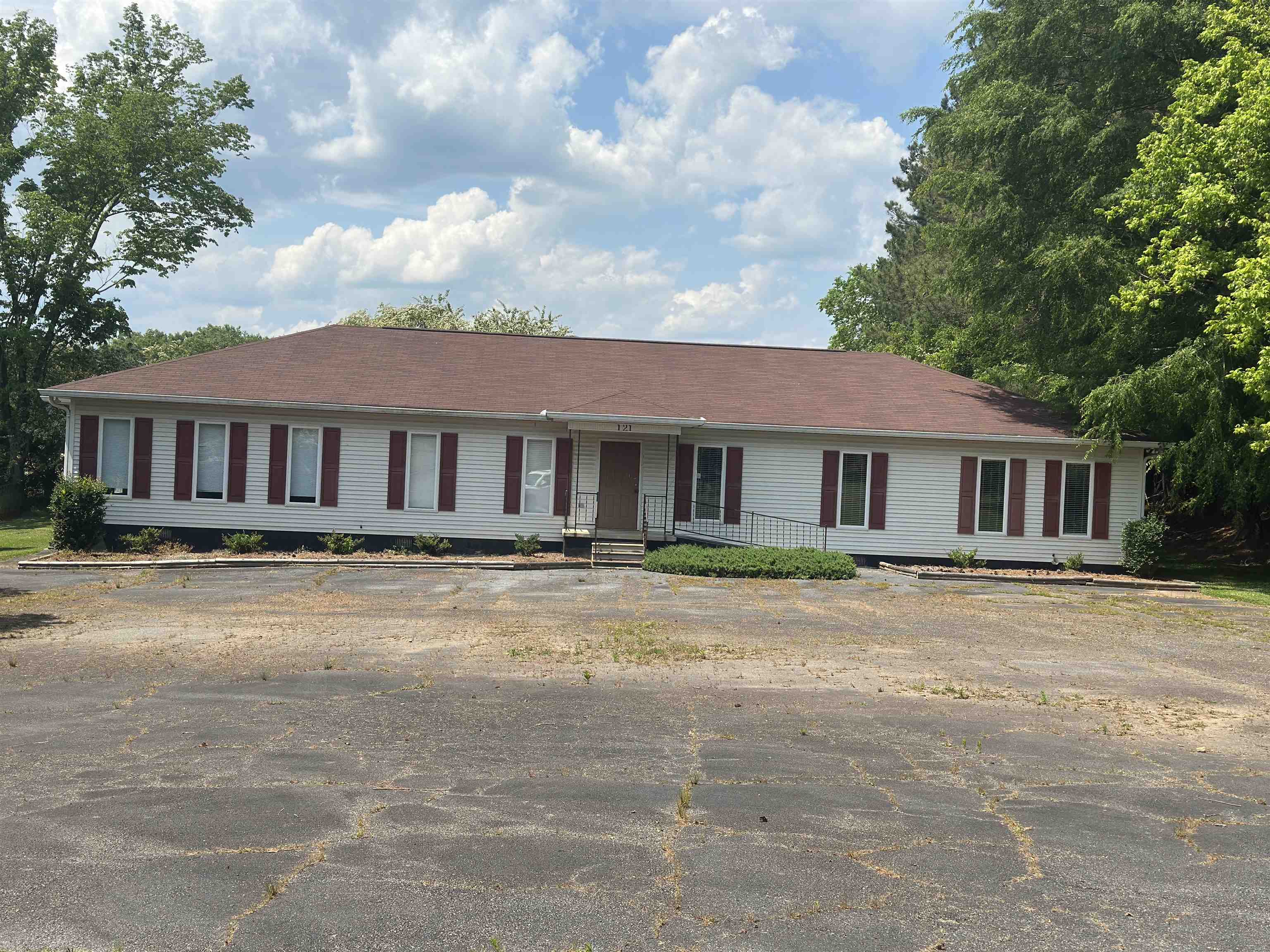 123 SPARTA HIGHWAY