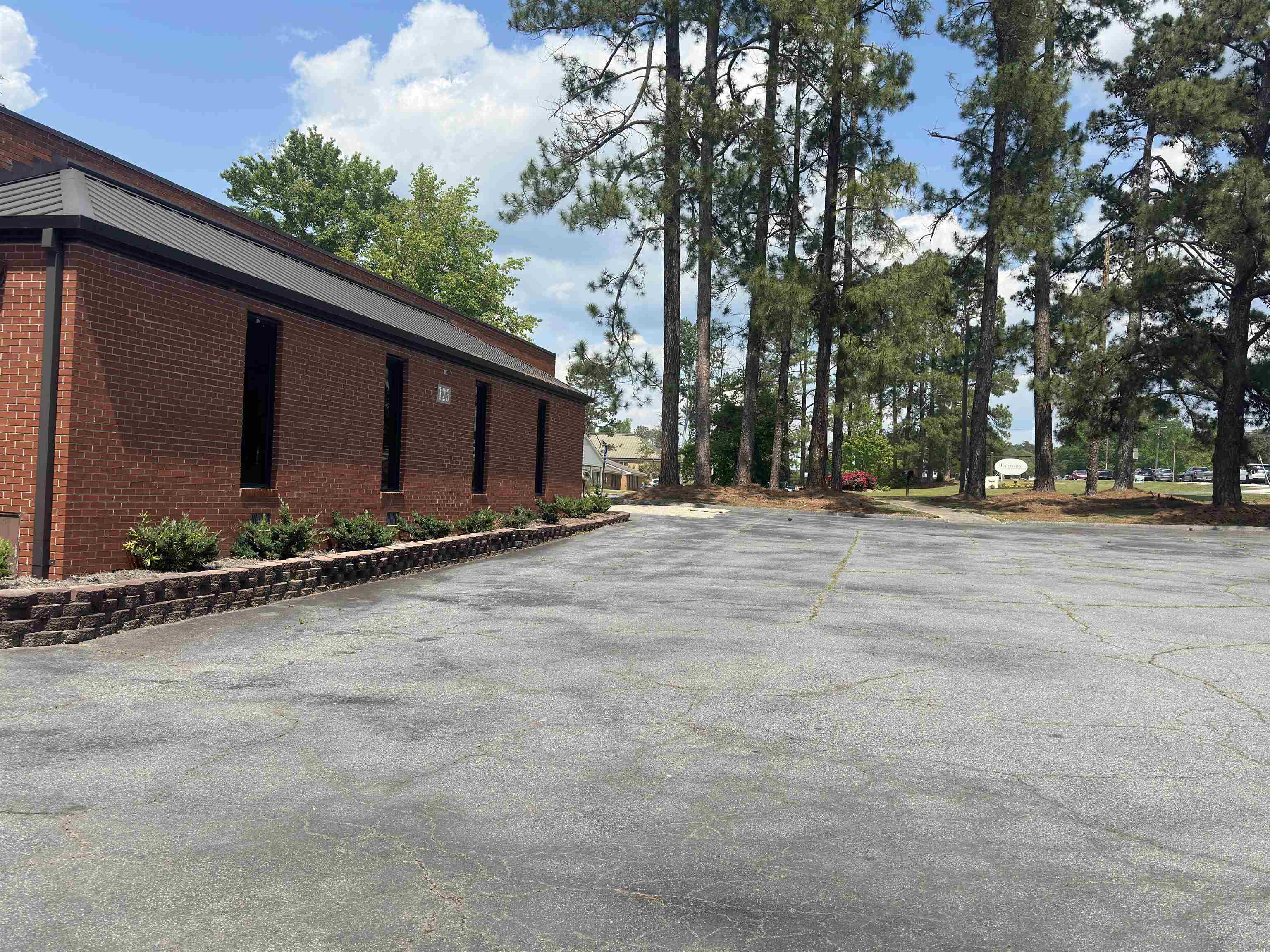 123 SPARTA HIGHWAY