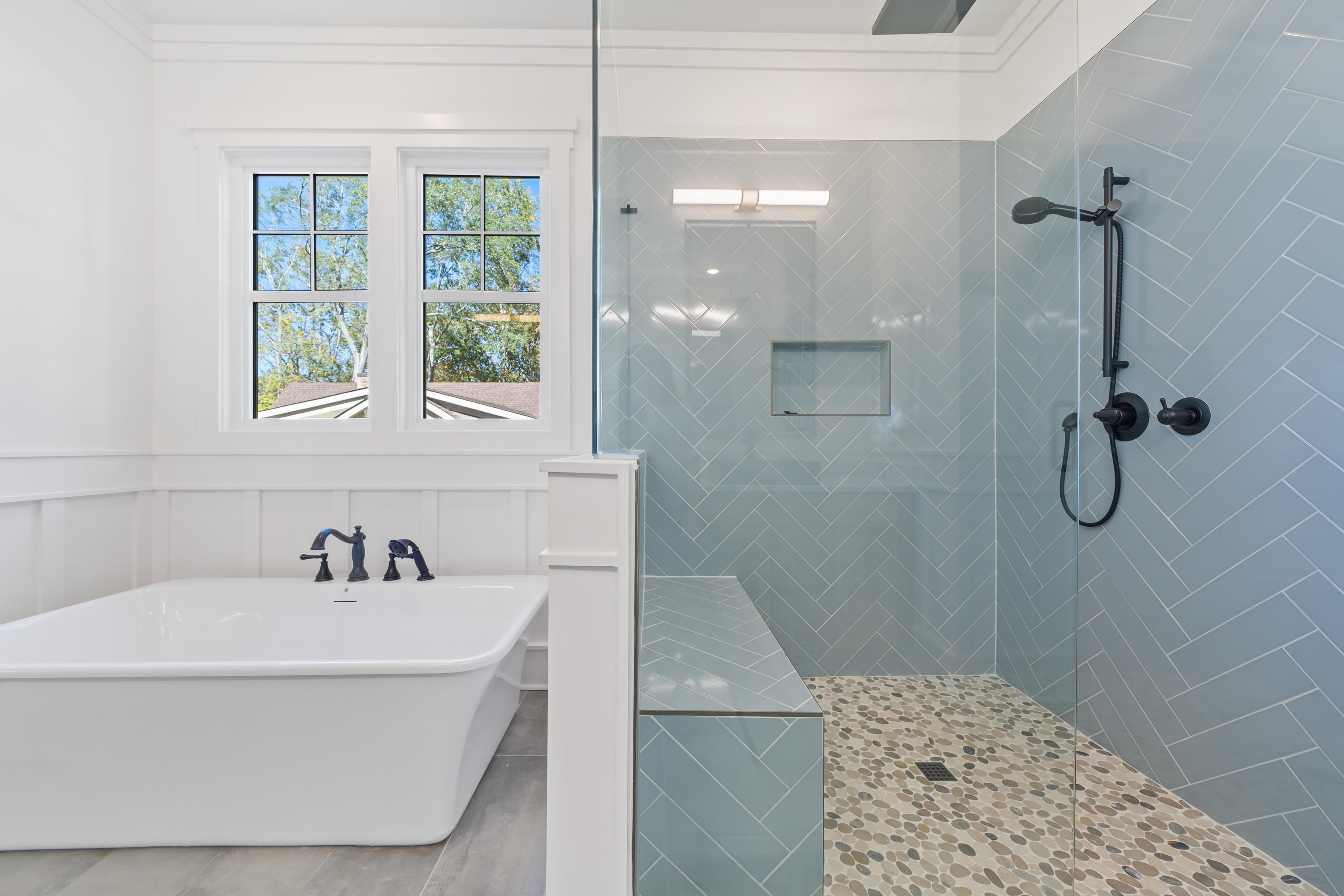 1401 OCONEE HEIGHTS DRIVE