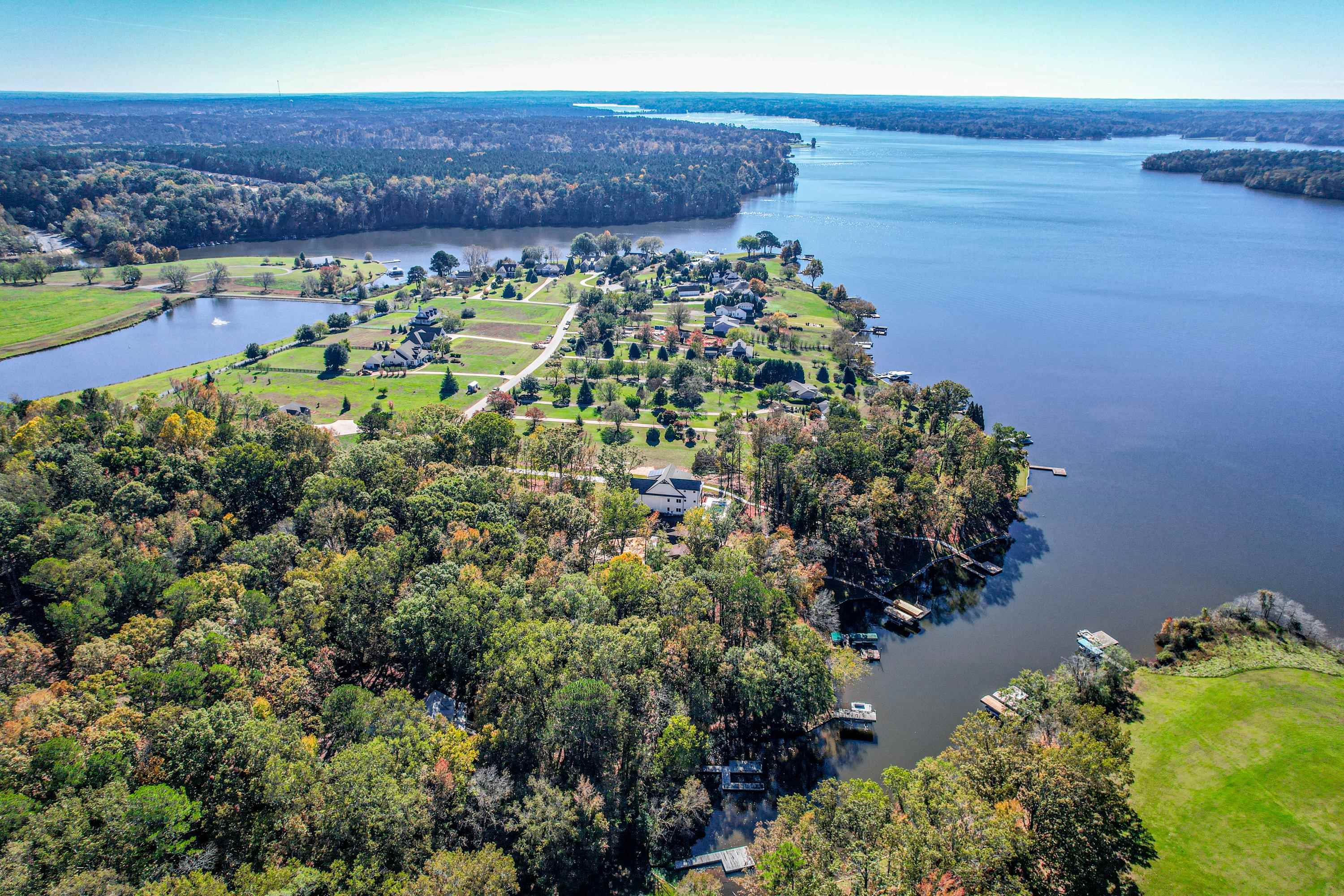 1401 OCONEE HEIGHTS DRIVE
