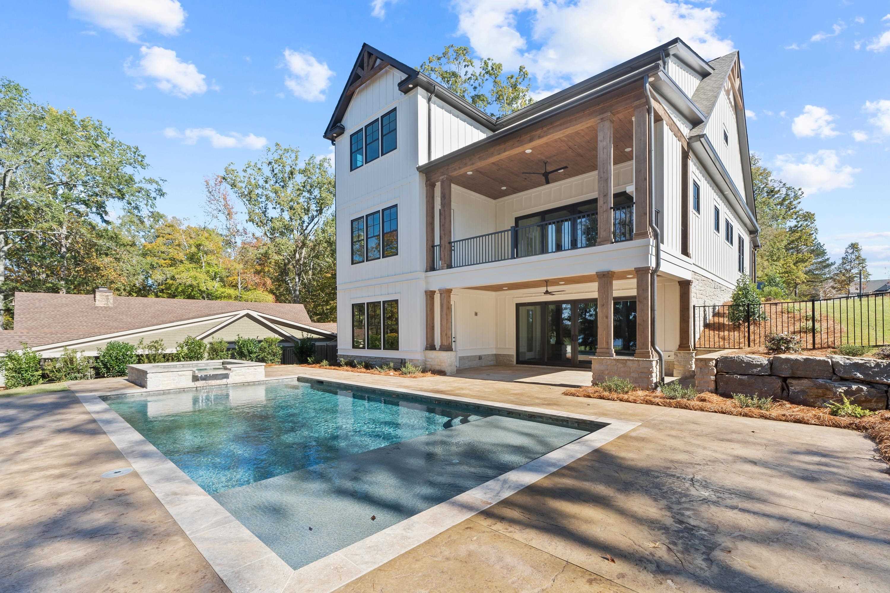 1401 OCONEE HEIGHTS DRIVE