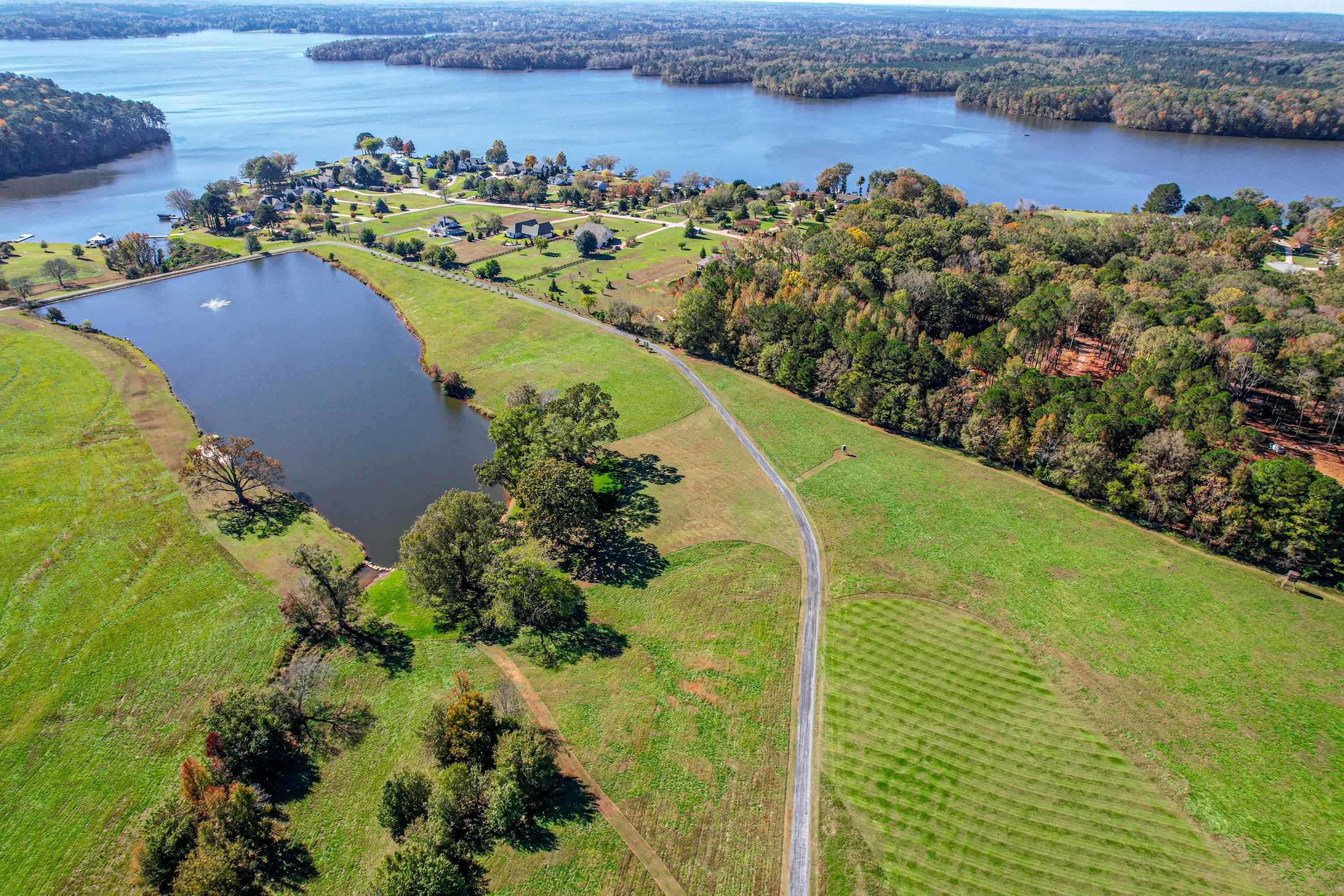 1401 OCONEE HEIGHTS DRIVE