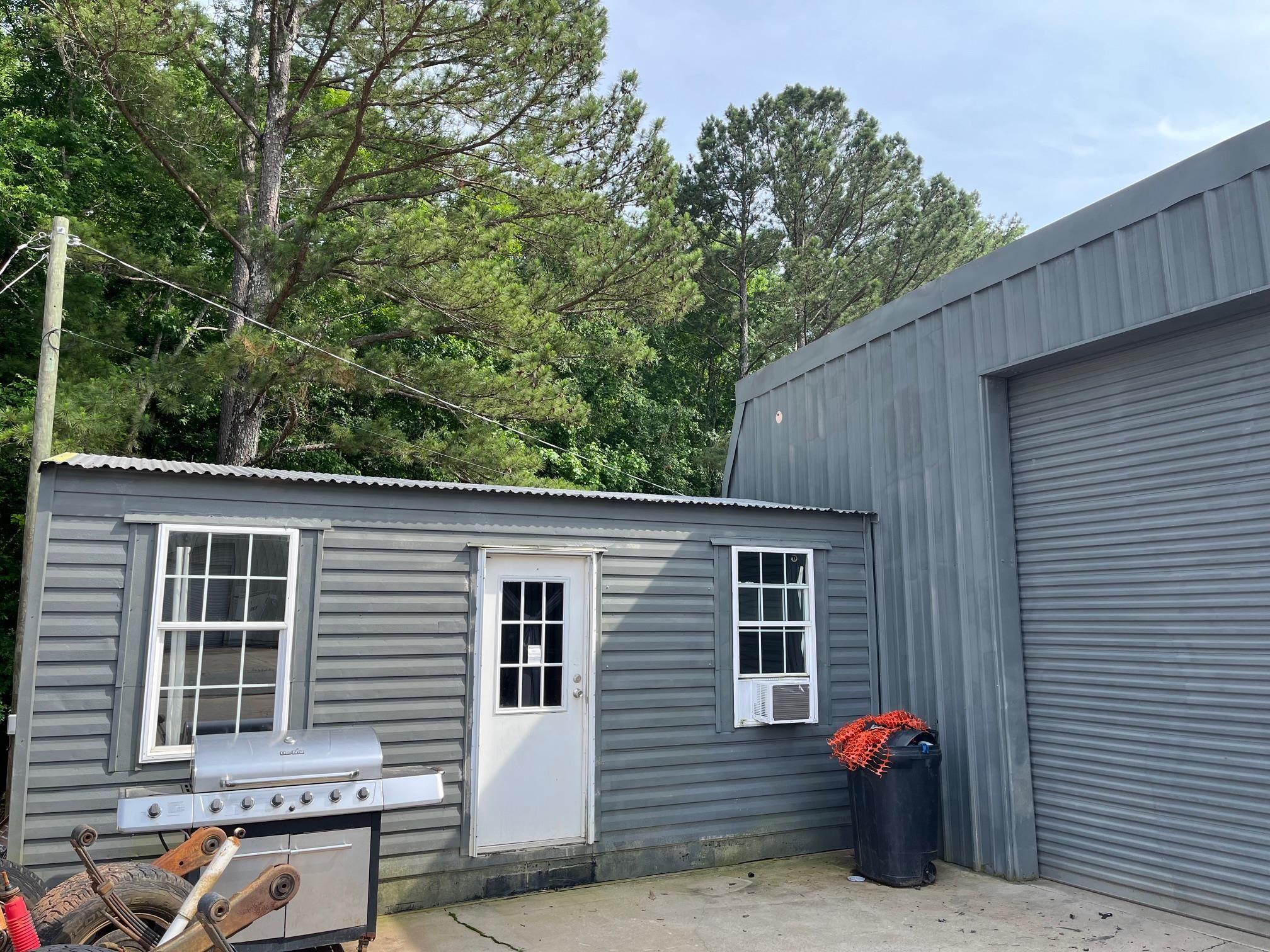 121 COLEMAN BOULEVARD