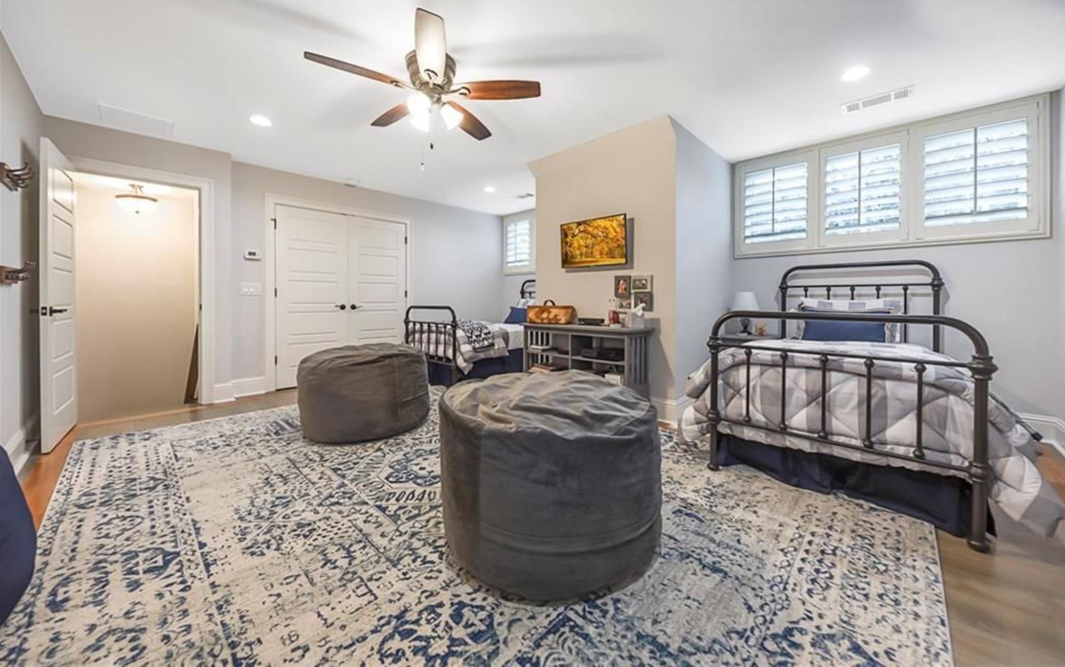 1341 GRANITE COVE DRIVE