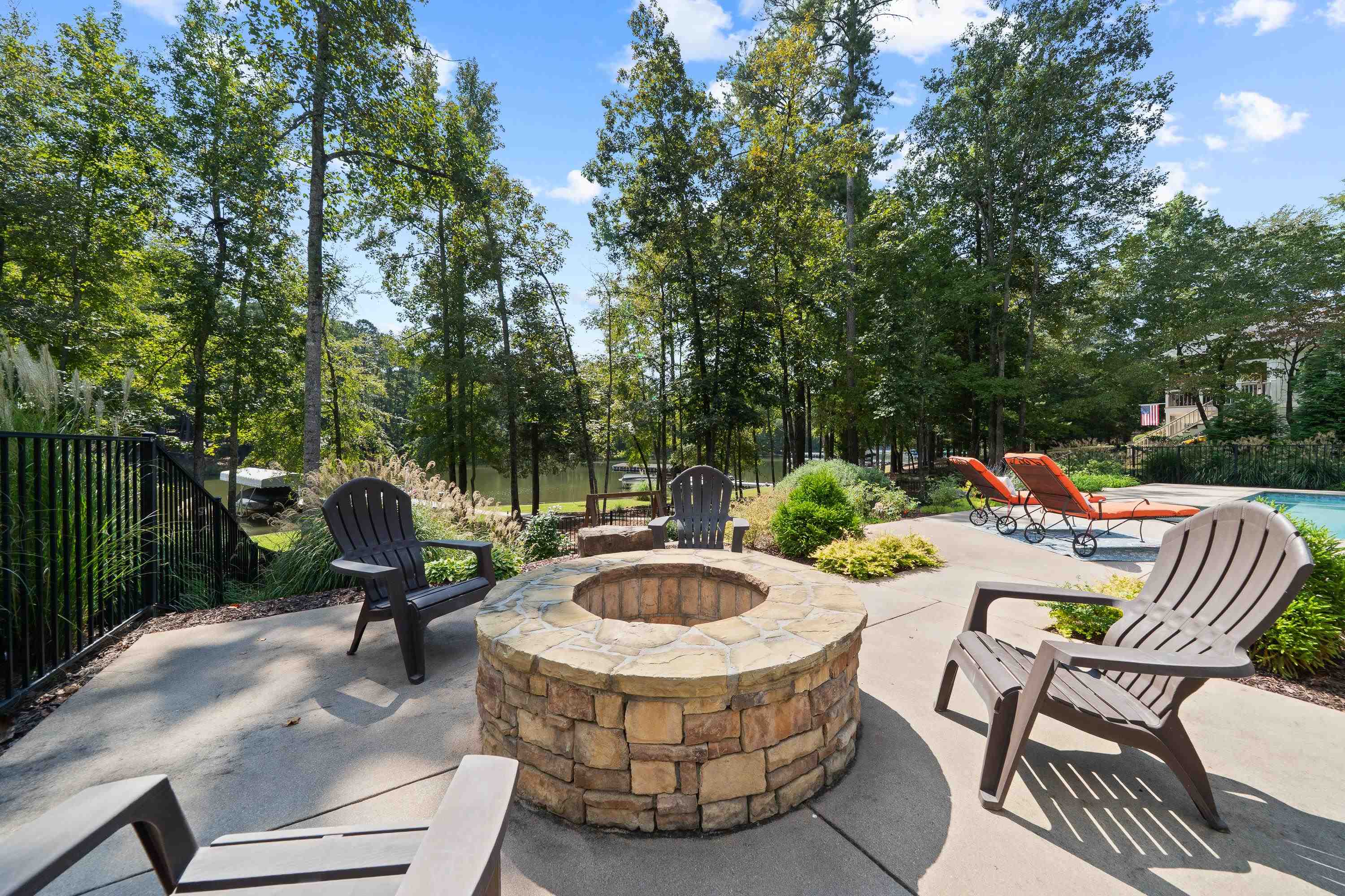 1341 GRANITE COVE DRIVE