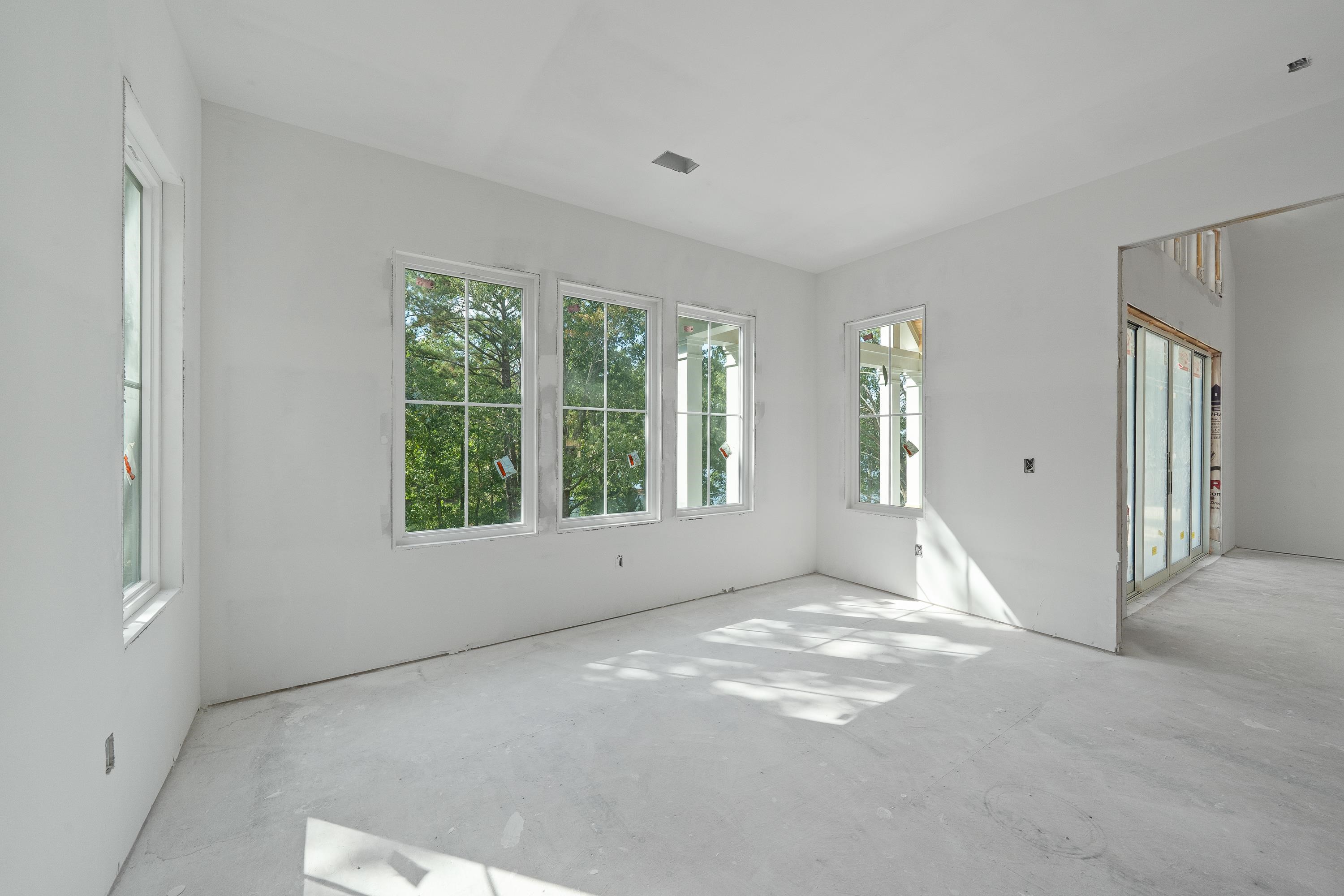 251 EAST RIVERBEND DRIVE