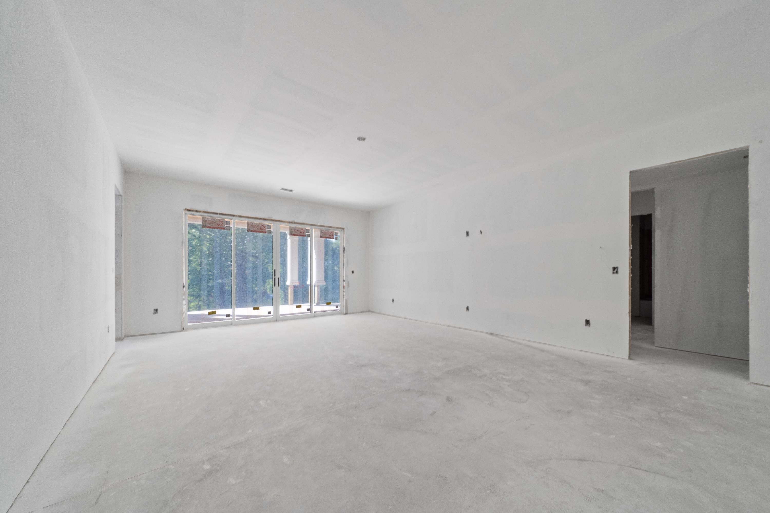 251 EAST RIVERBEND DRIVE