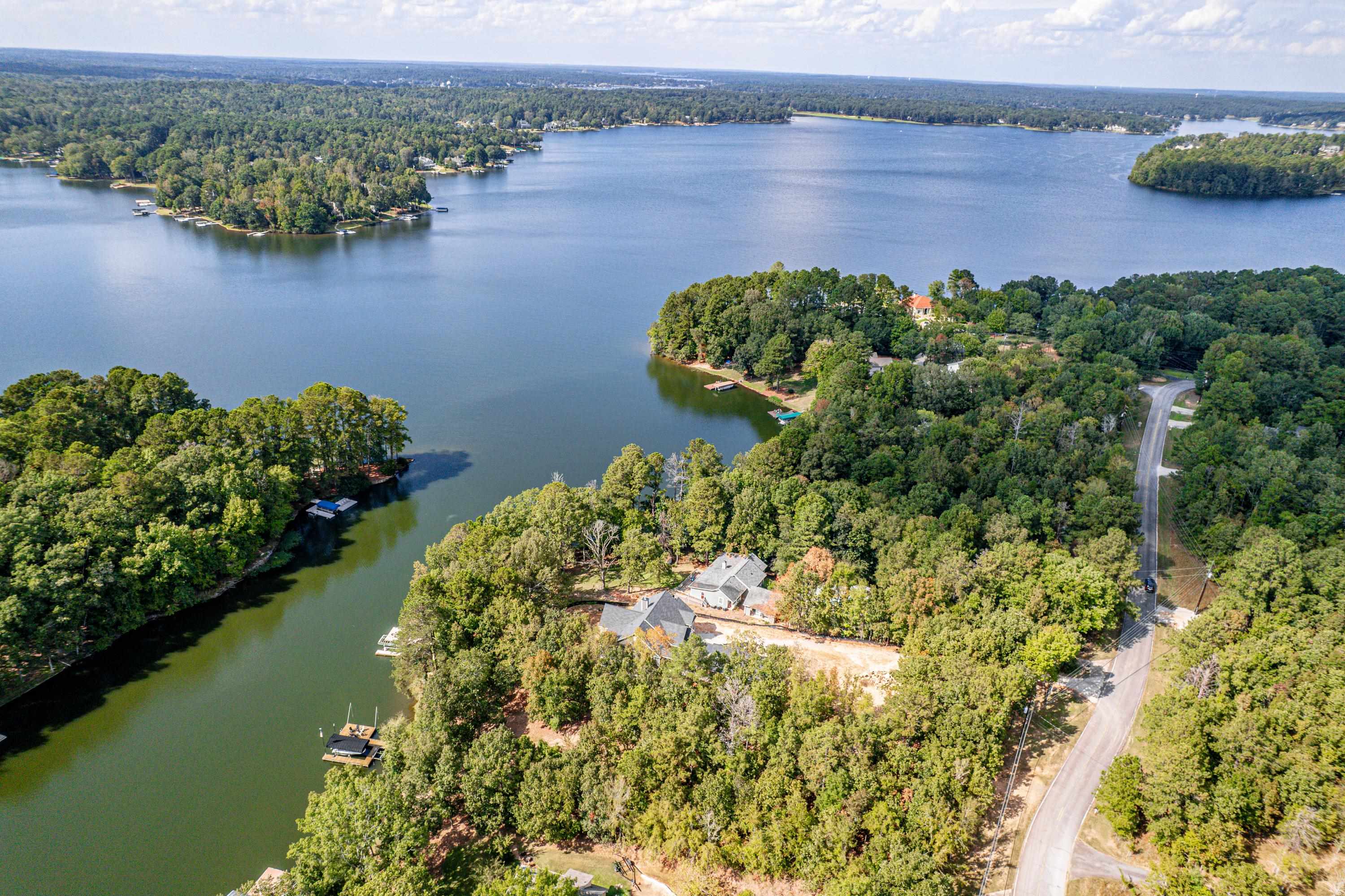 251 EAST RIVERBEND DRIVE