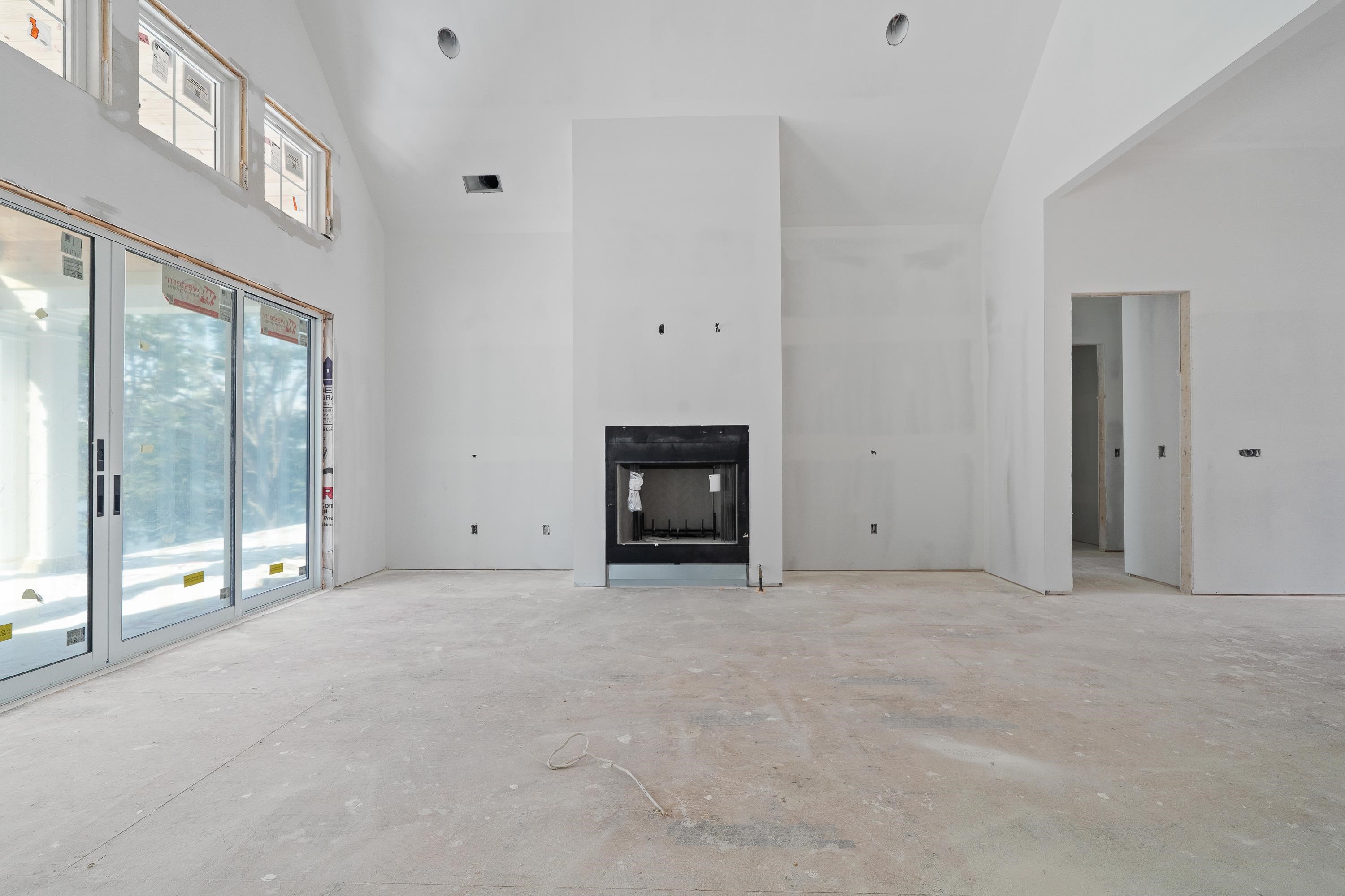 251 EAST RIVERBEND DRIVE