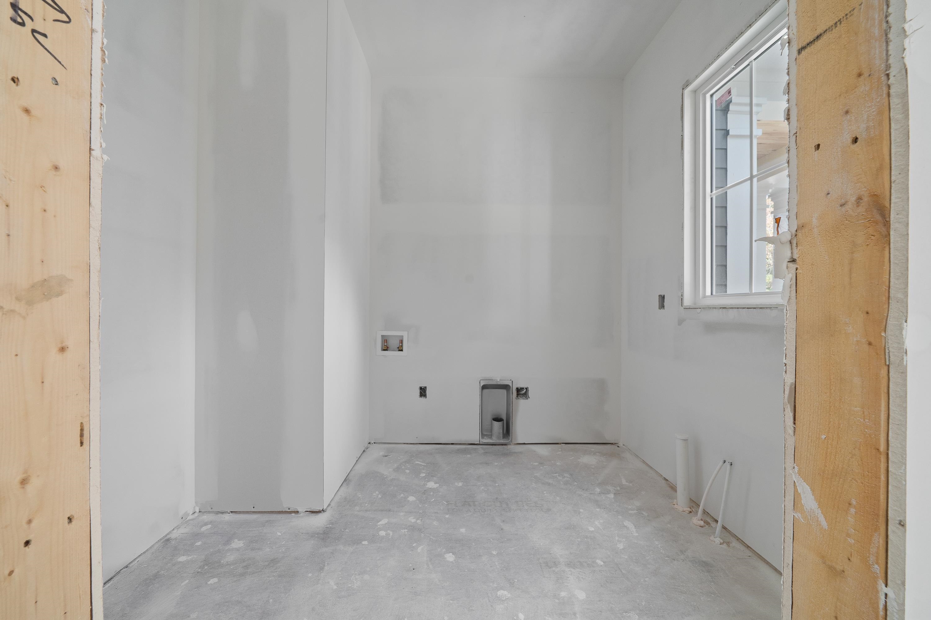 251 EAST RIVERBEND DRIVE