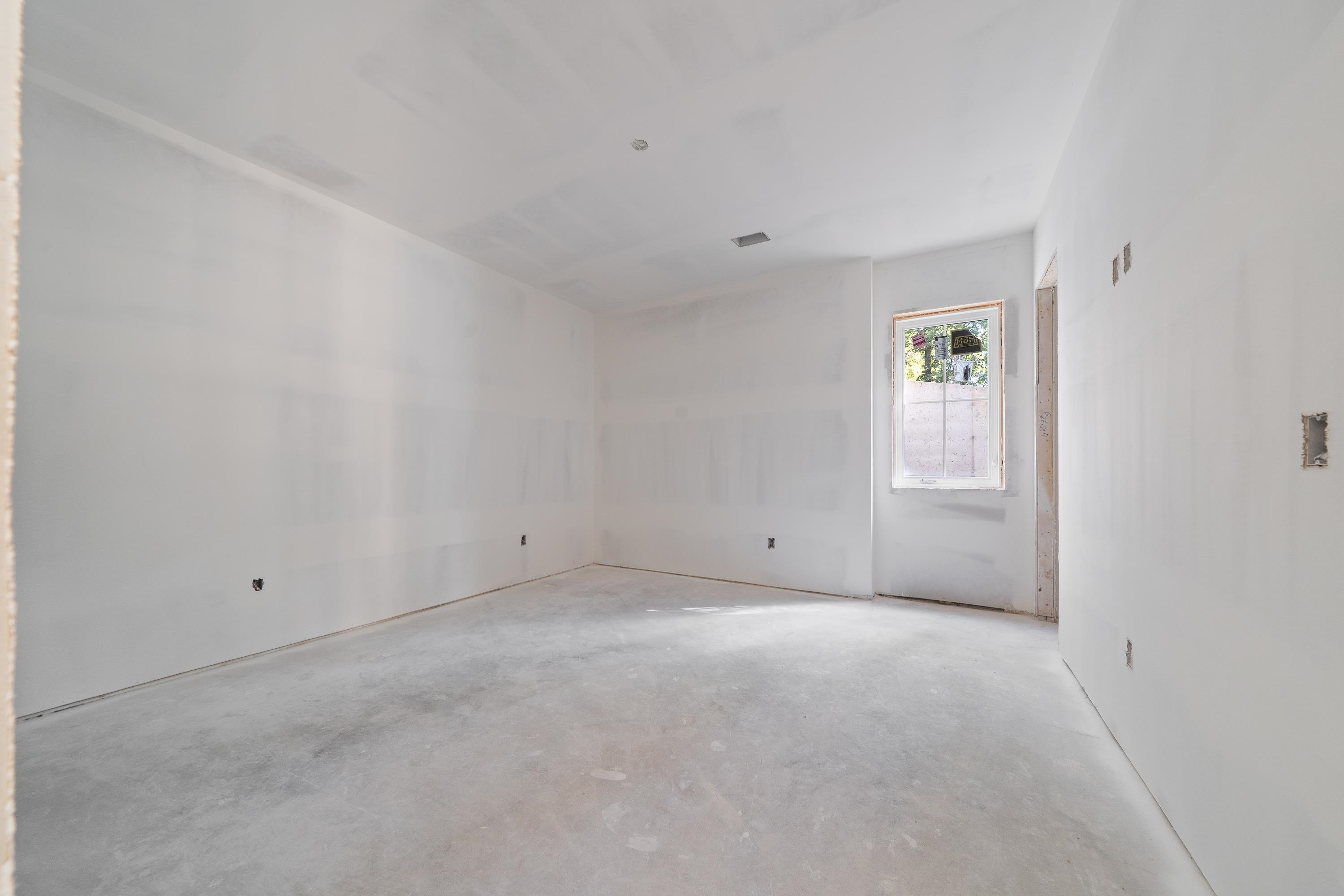 251 EAST RIVERBEND DRIVE