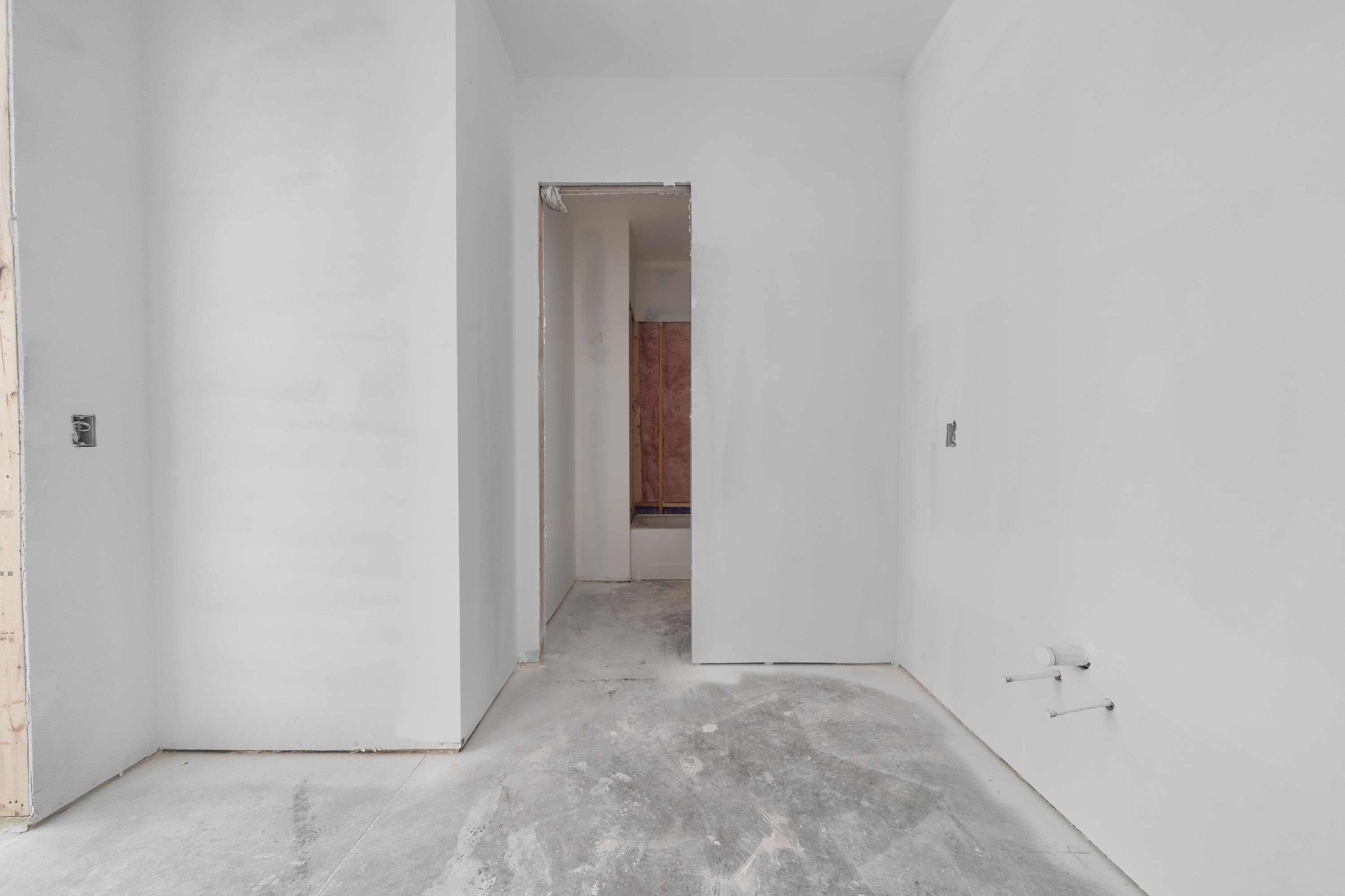 251 EAST RIVERBEND DRIVE