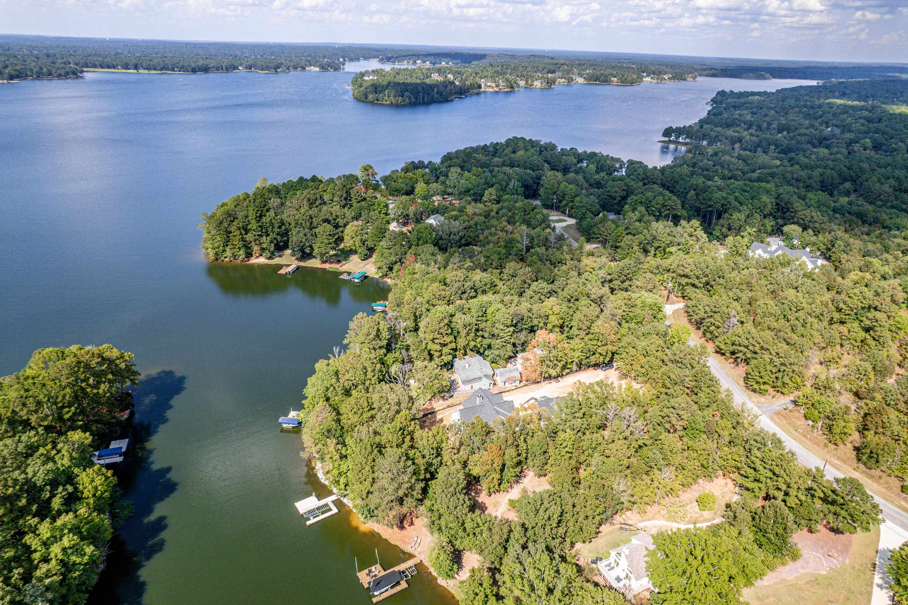 251 EAST RIVERBEND DRIVE