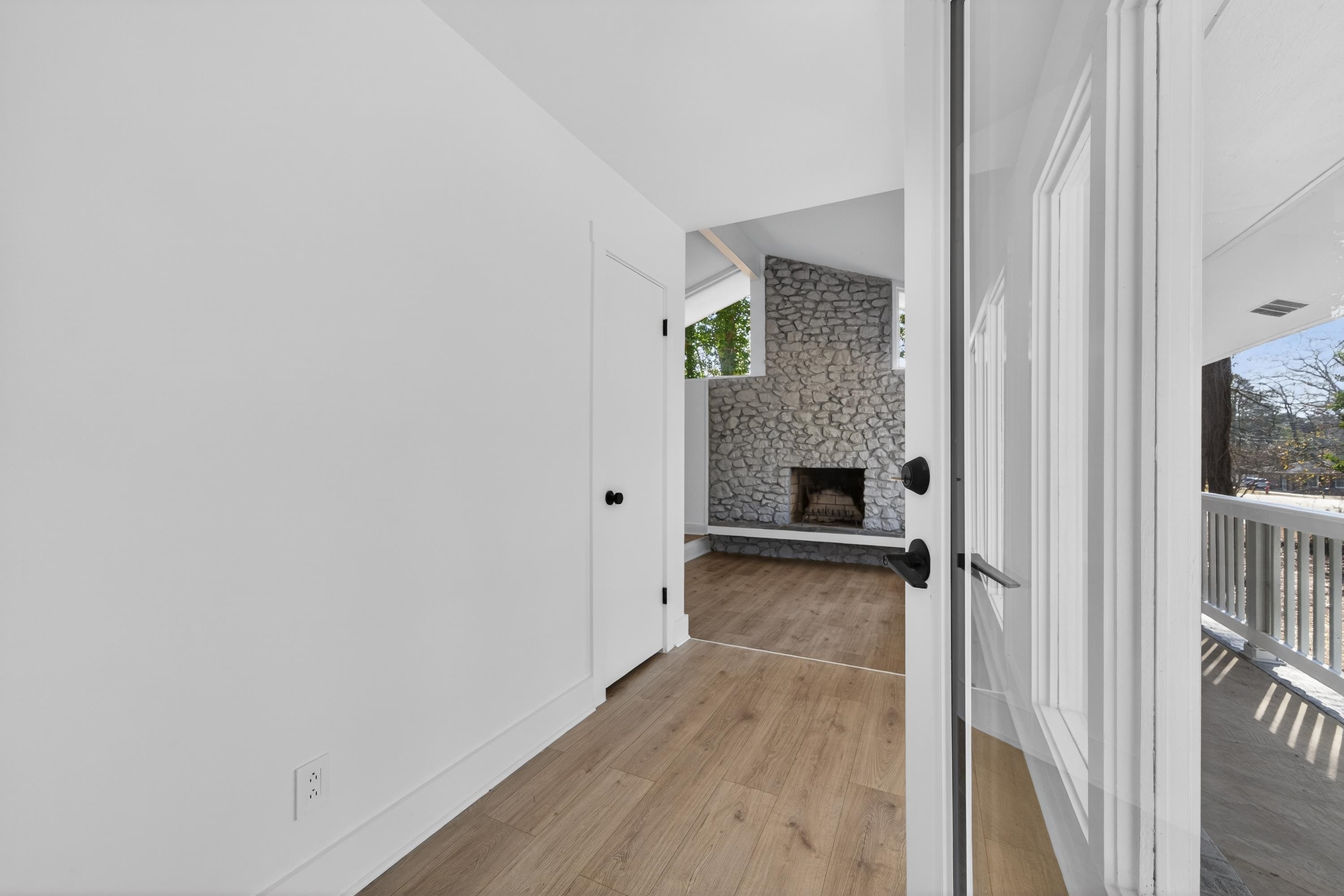 301 CRESTVIEW DRIVE