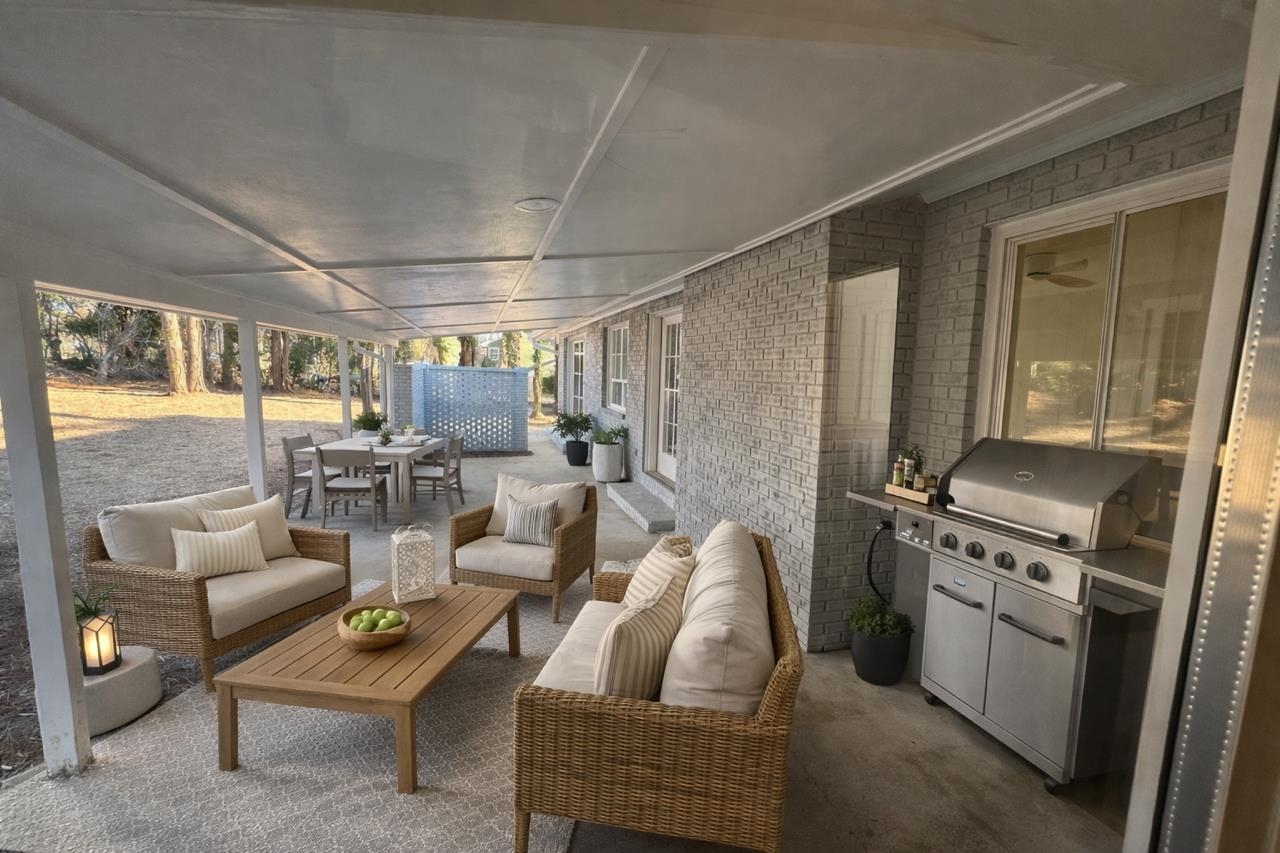 301 CRESTVIEW DRIVE