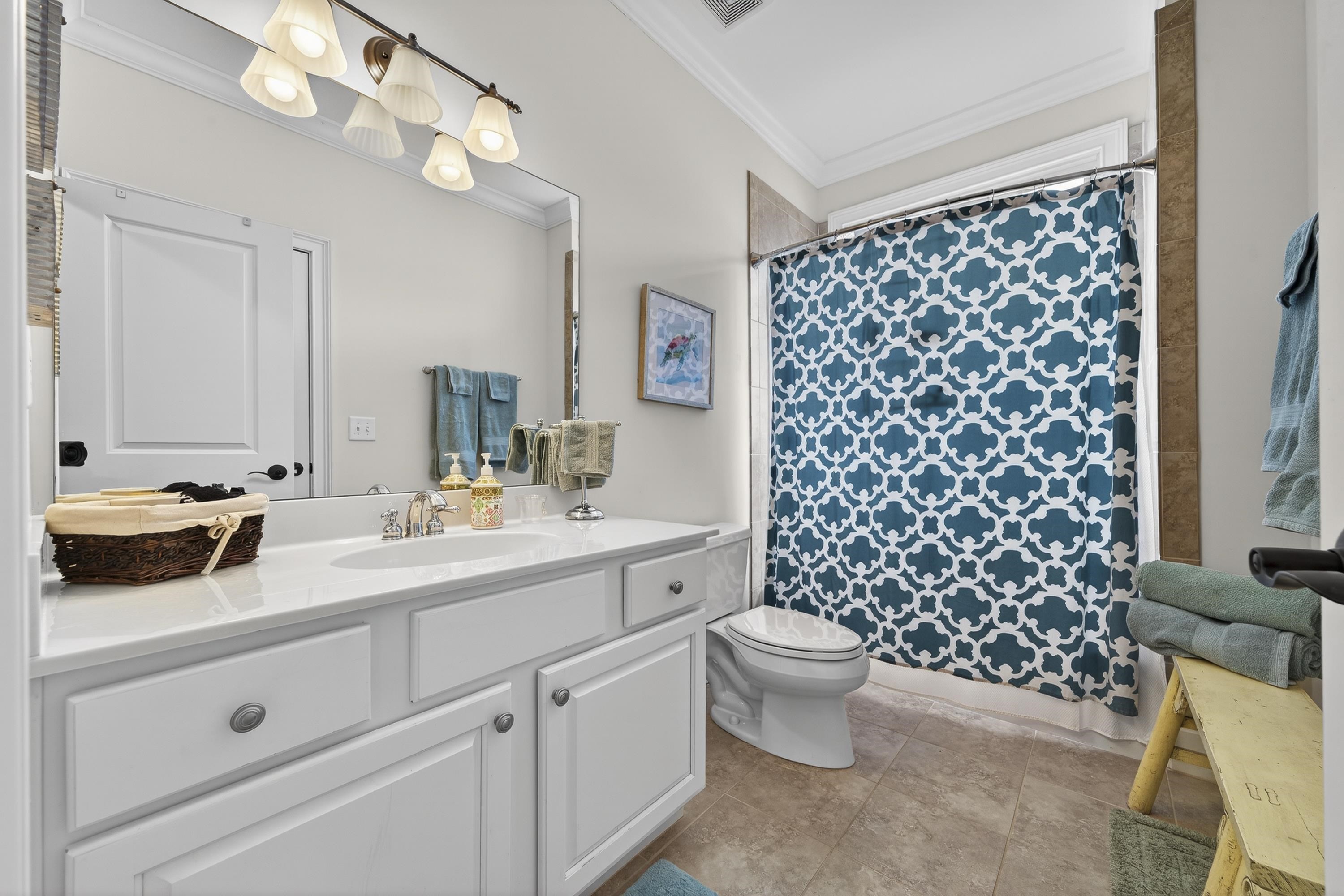 1060 TURNBERRY CIRCLE