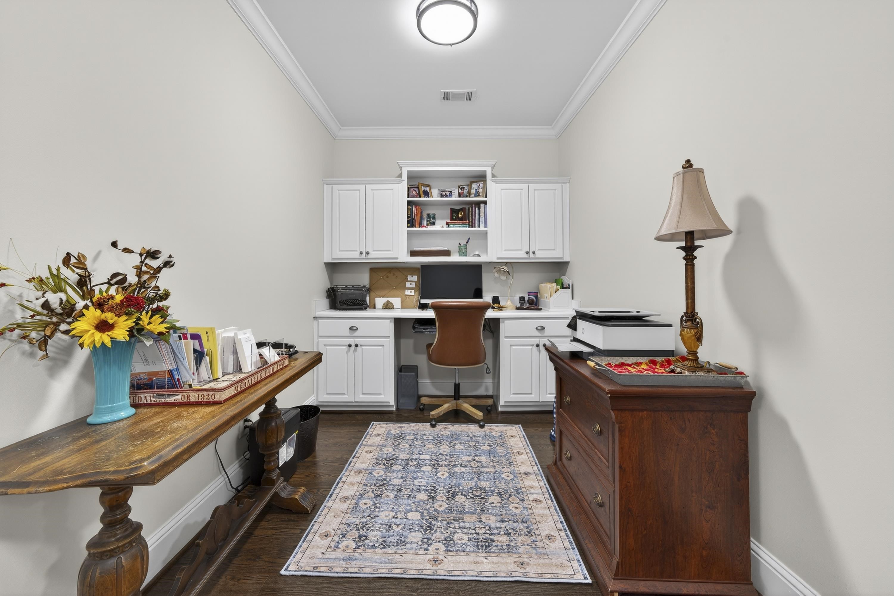 1060 TURNBERRY CIRCLE