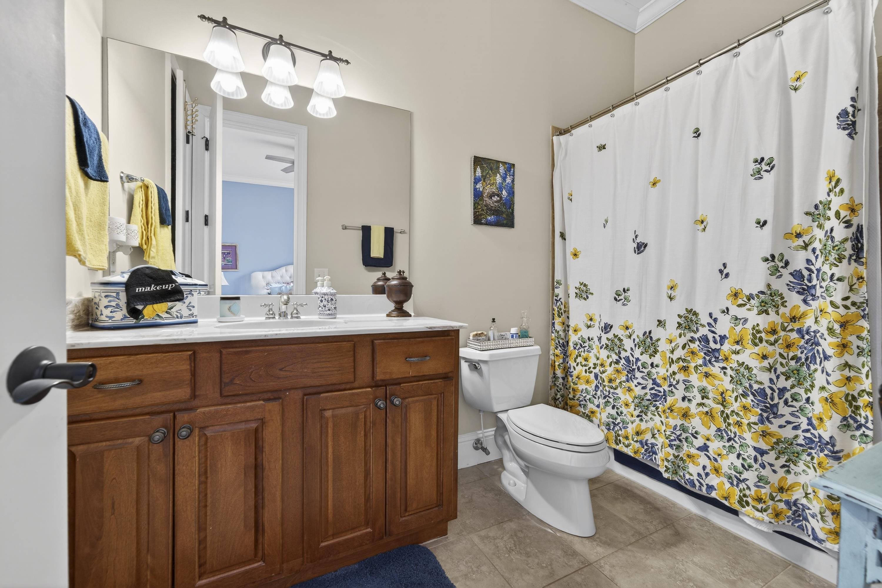 1060 TURNBERRY CIRCLE