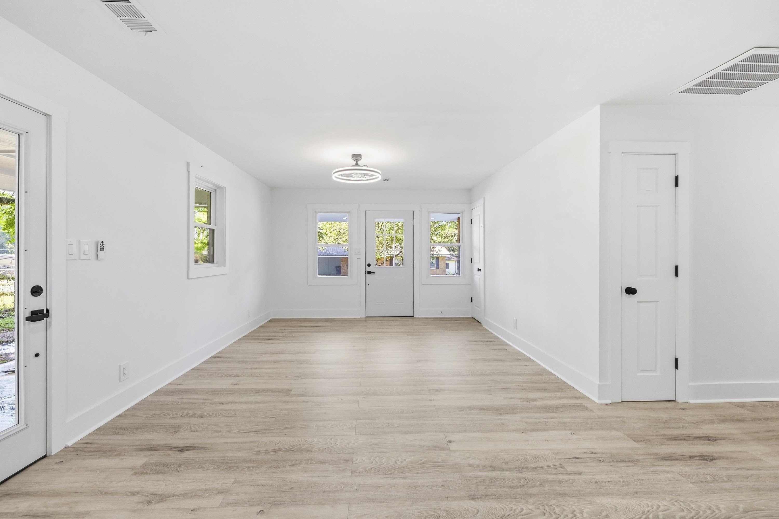 112 SUNNYDALE DR
