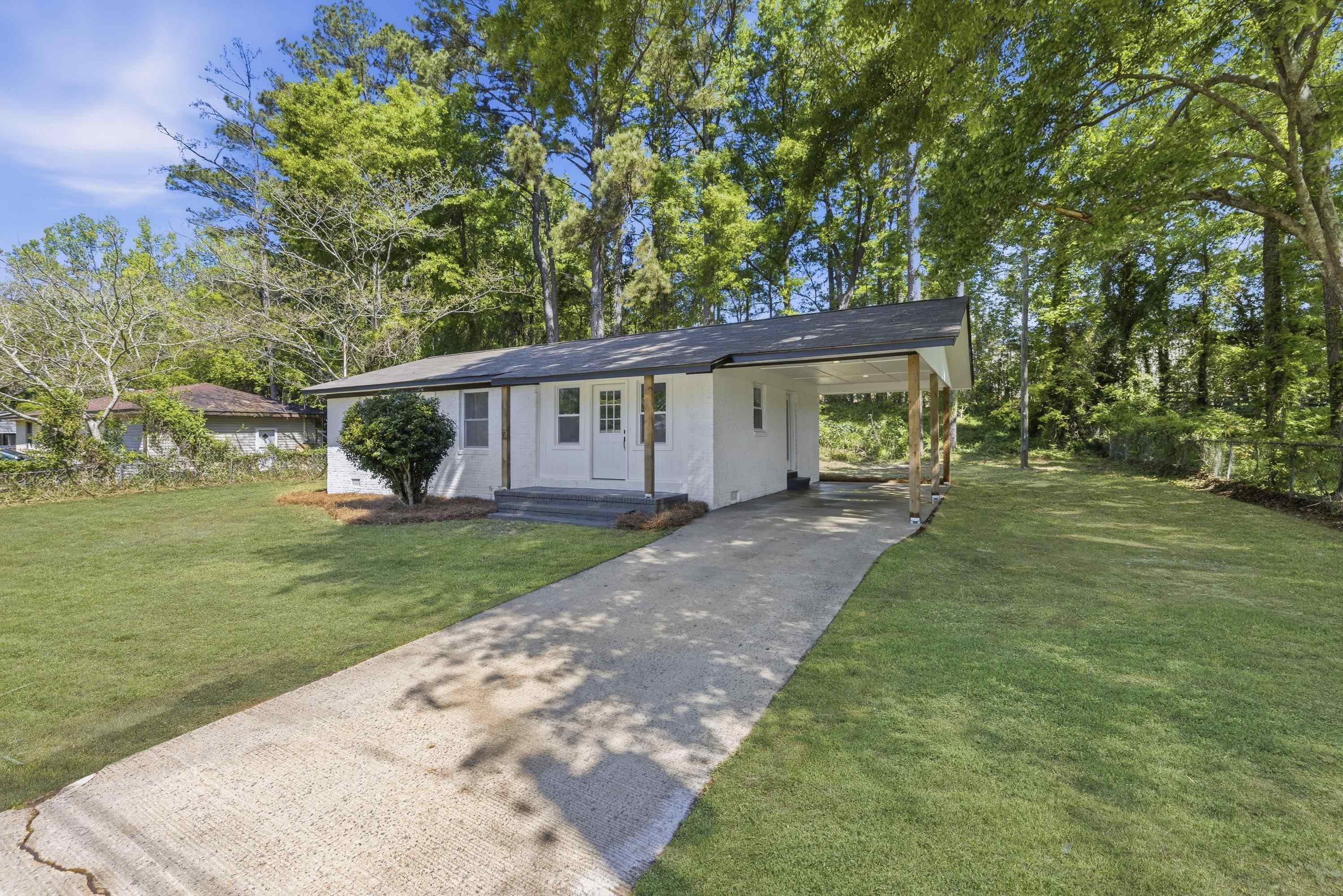112 SUNNYDALE DR