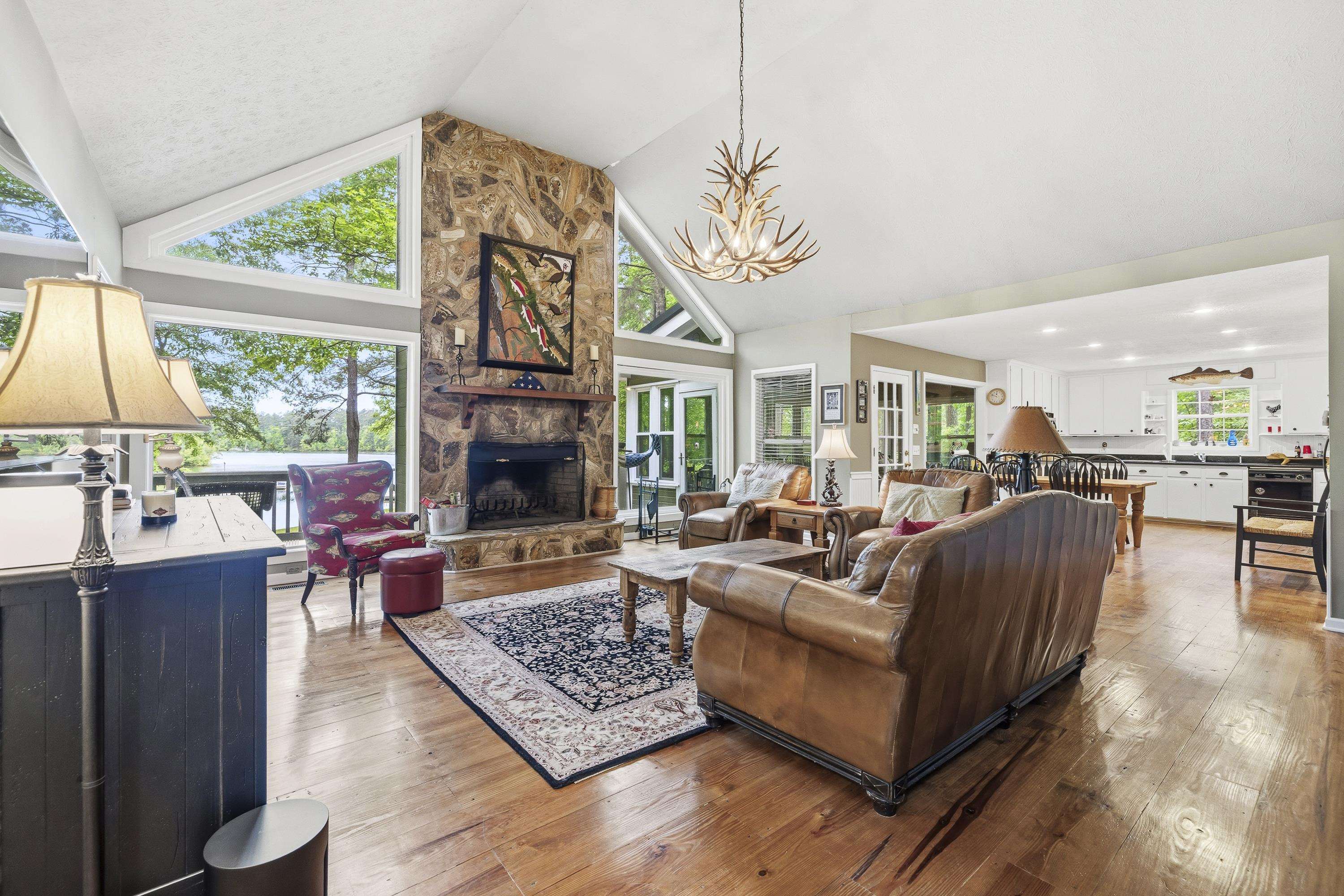 1010 HOLMES DRIVE