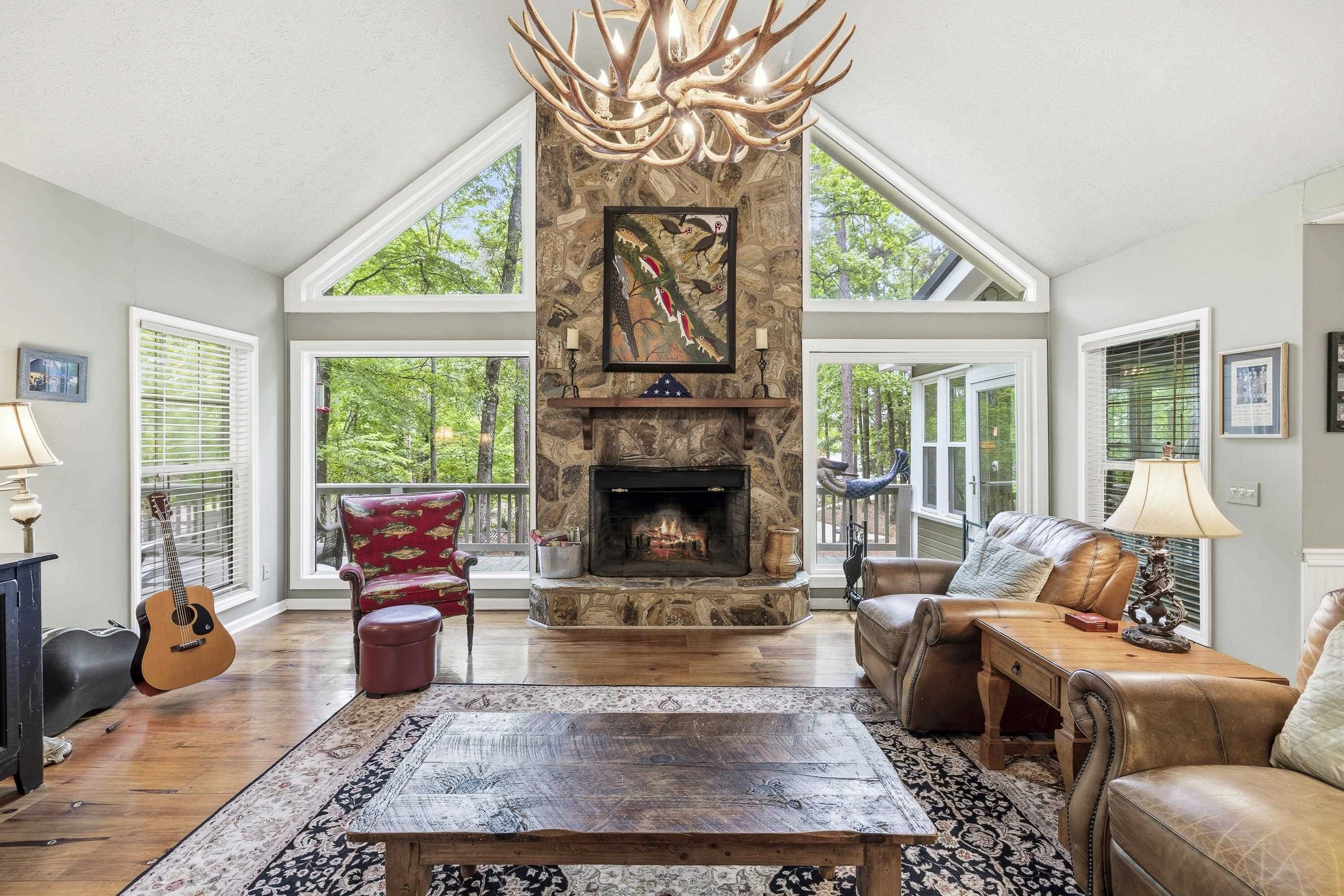 1010 HOLMES DRIVE