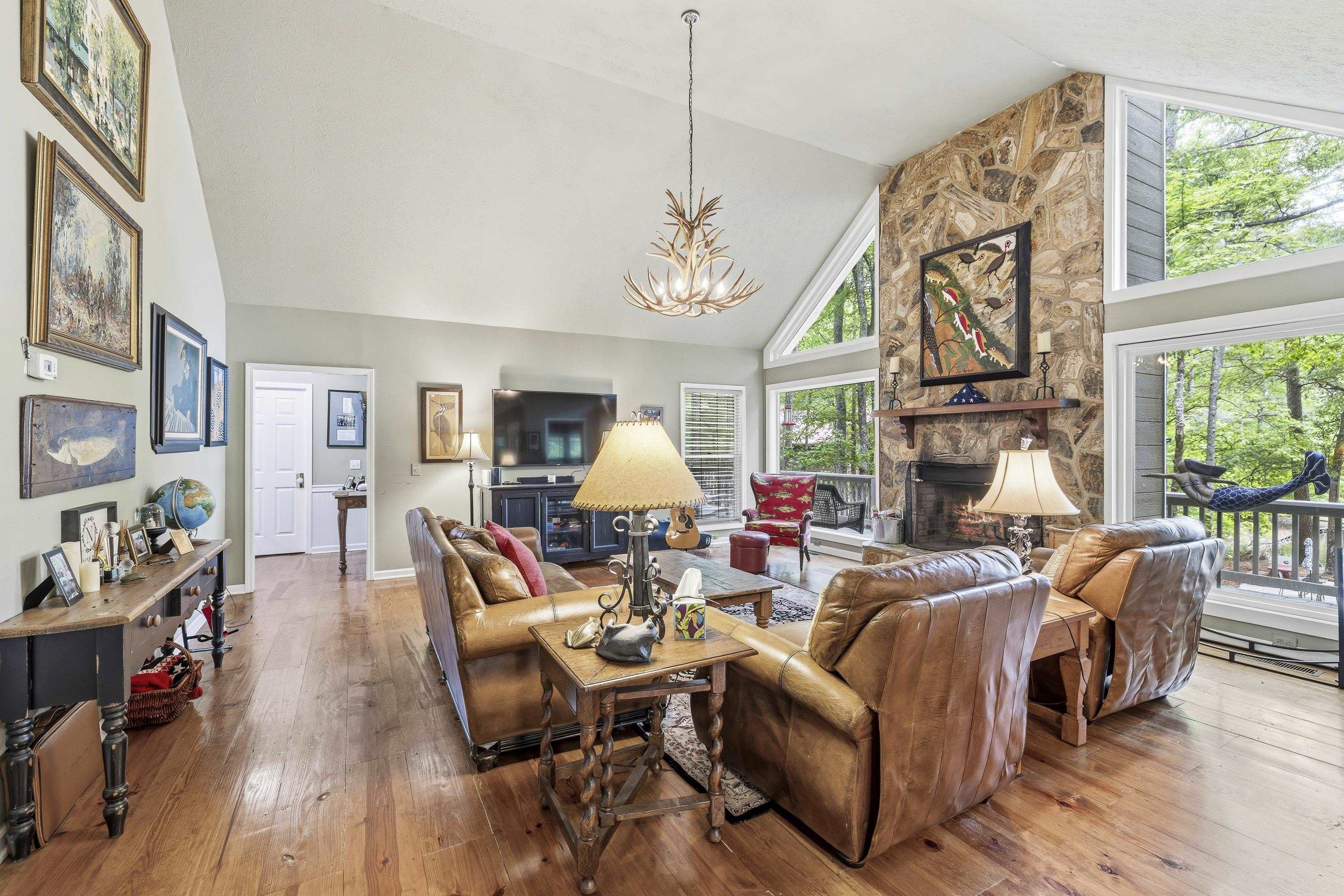 1010 HOLMES DRIVE