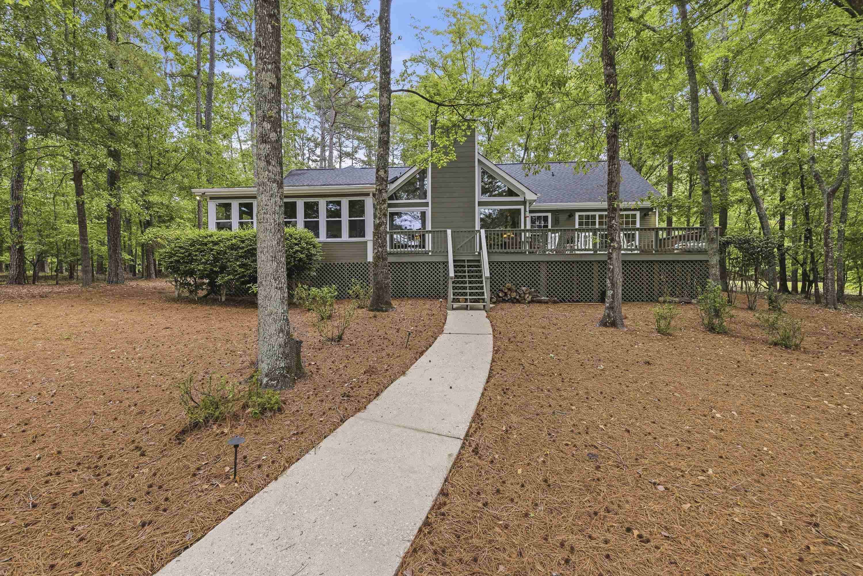 1010 HOLMES DRIVE