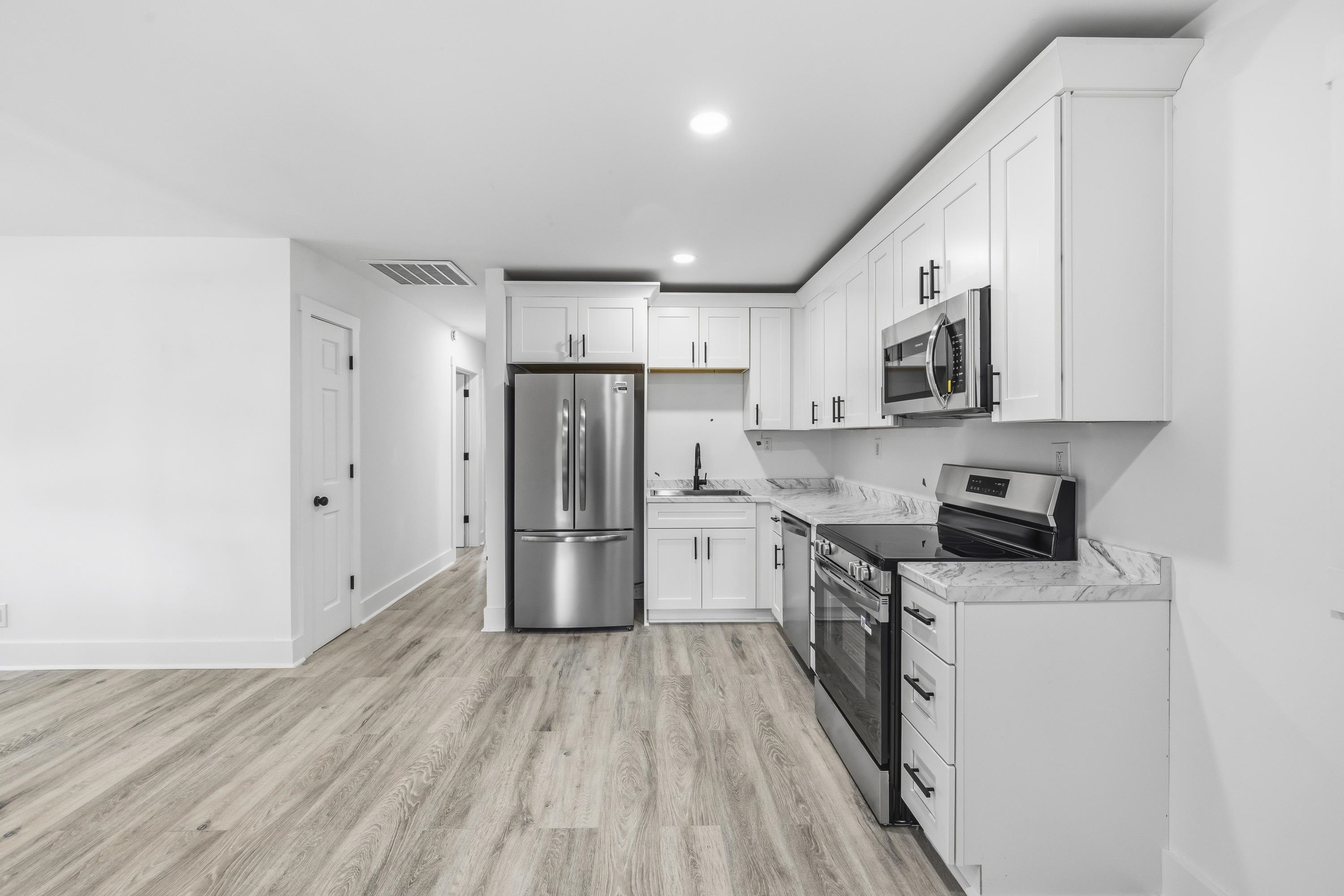 112 SUNNYDALE DR