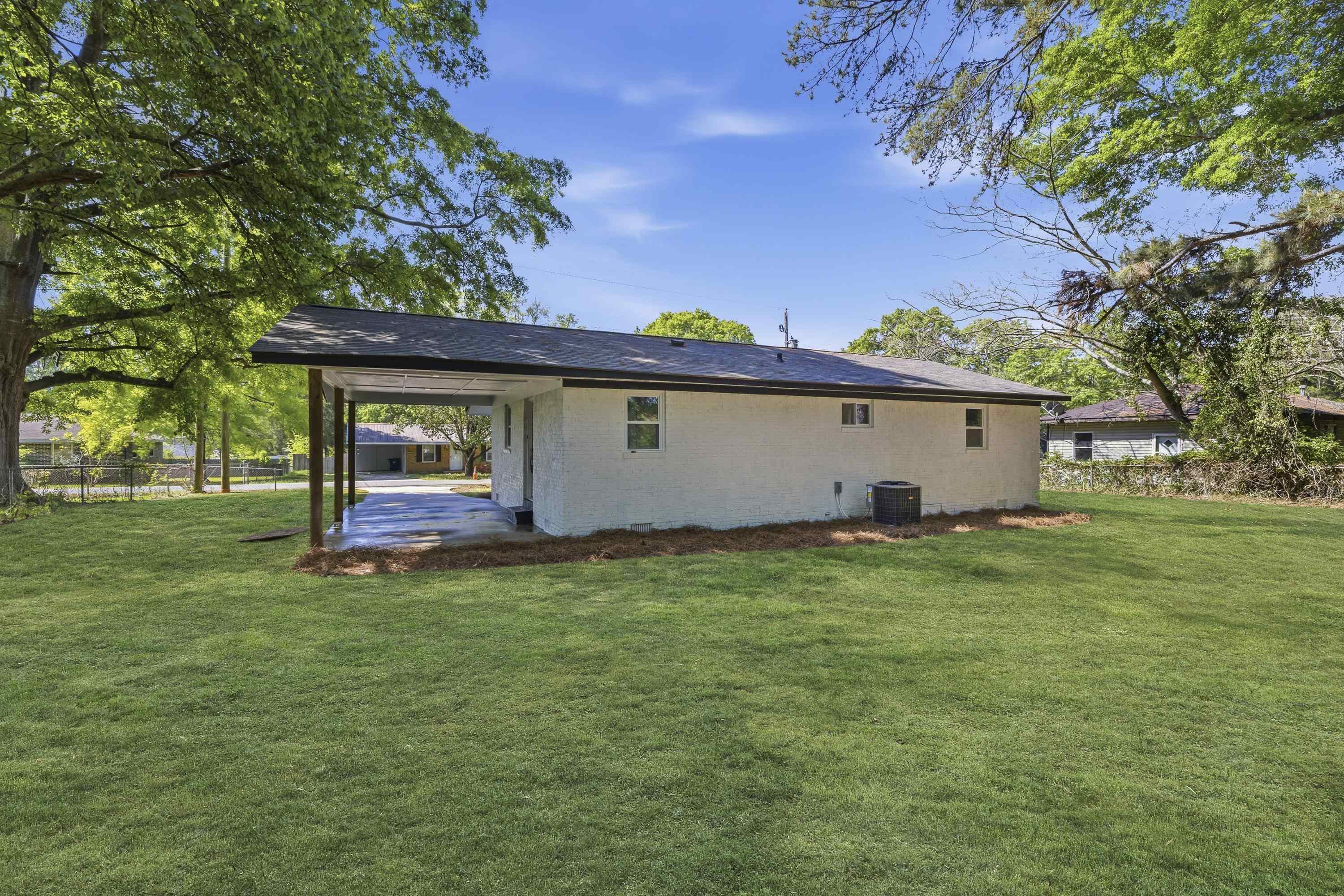 112 SUNNYDALE DR